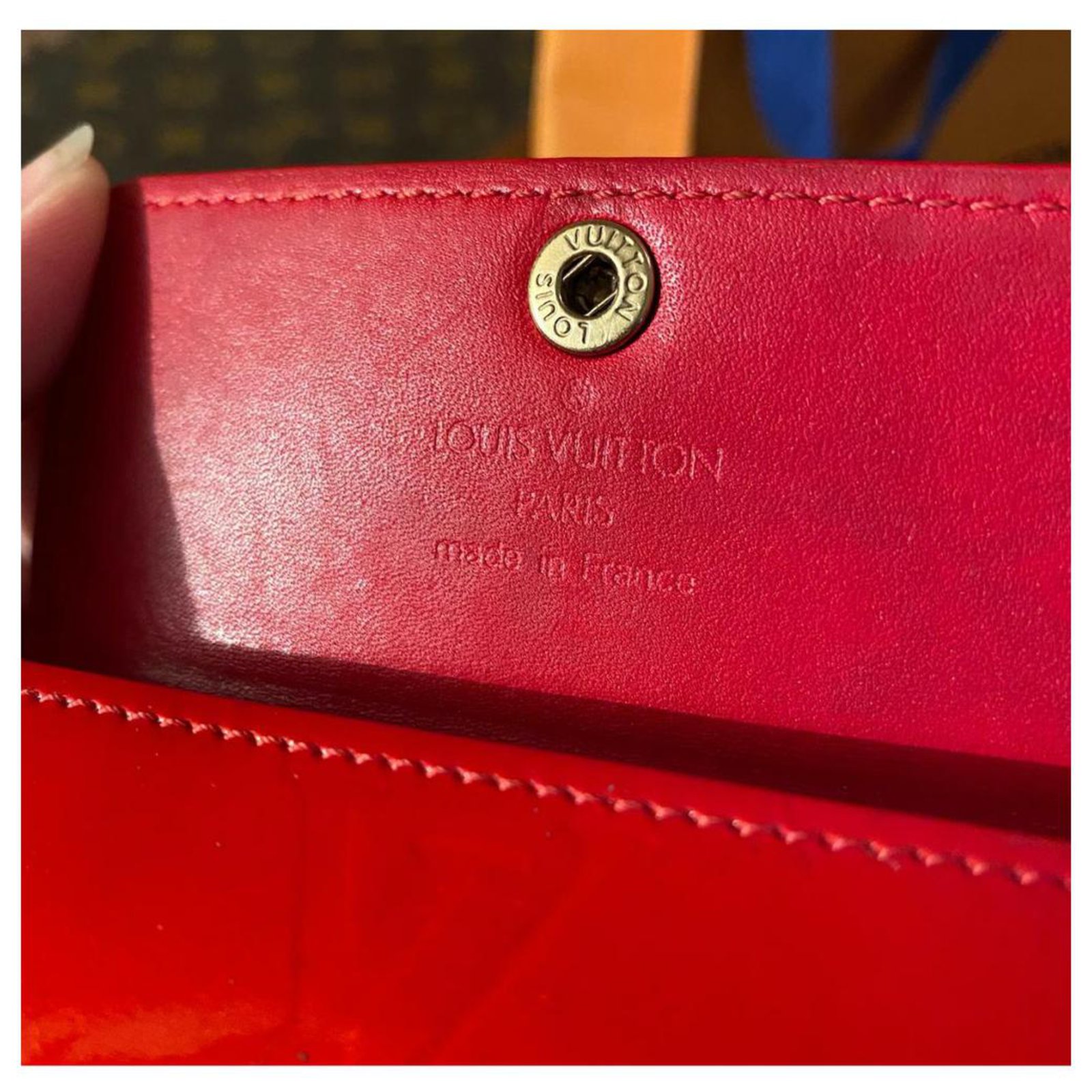 Mandara Louis Vuitton Vermilion Red Coin Purse in Patent Leather Lambskin  ref.257418 - Joli Closet