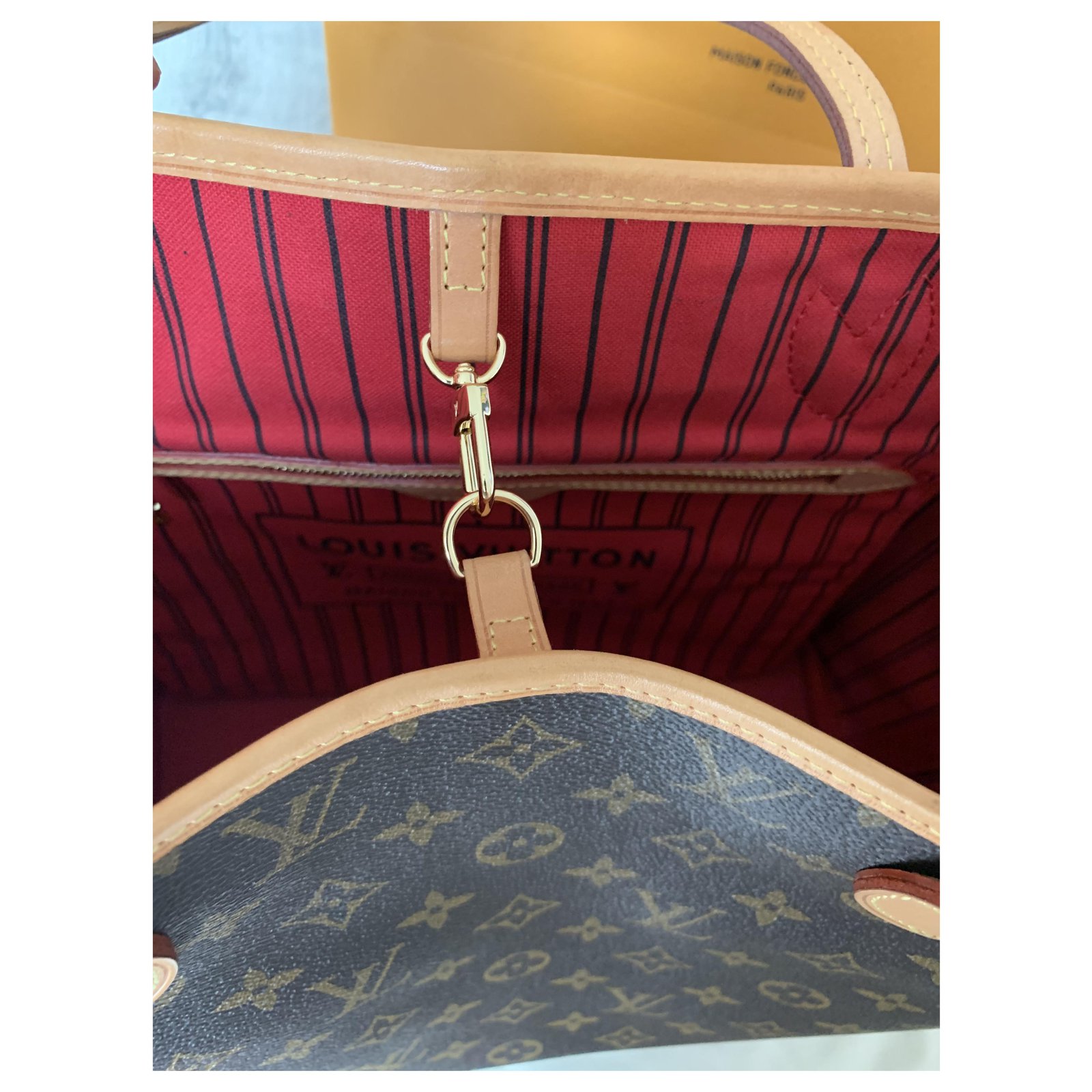 Louis Vuitton Marina GM Red Cotton ref.346179 - Joli Closet