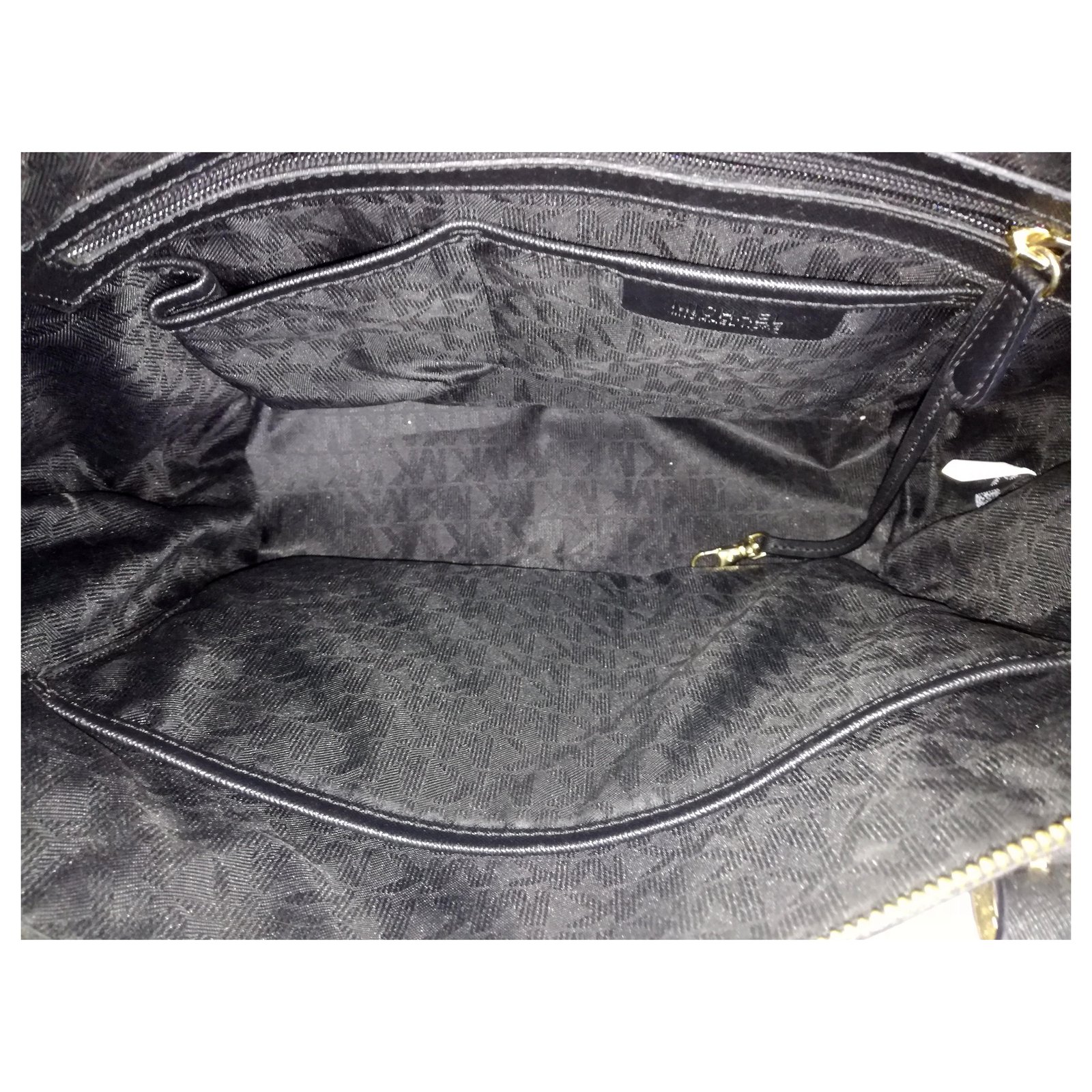 Michael Kors Black Jet Set Large Saffiano Leather Top-Zip Tote Bag  ref.260891 - Joli Closet
