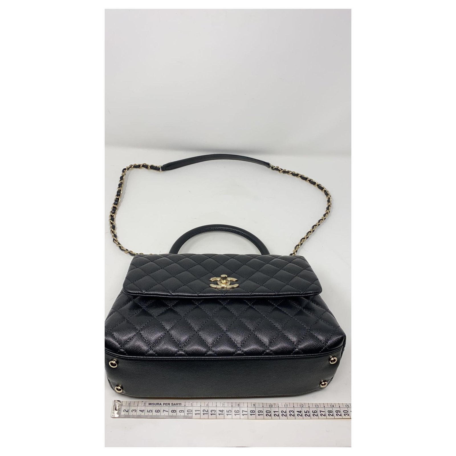 CHANEL large flap bag with top handle Black Leather ref.261195 - Joli Closet