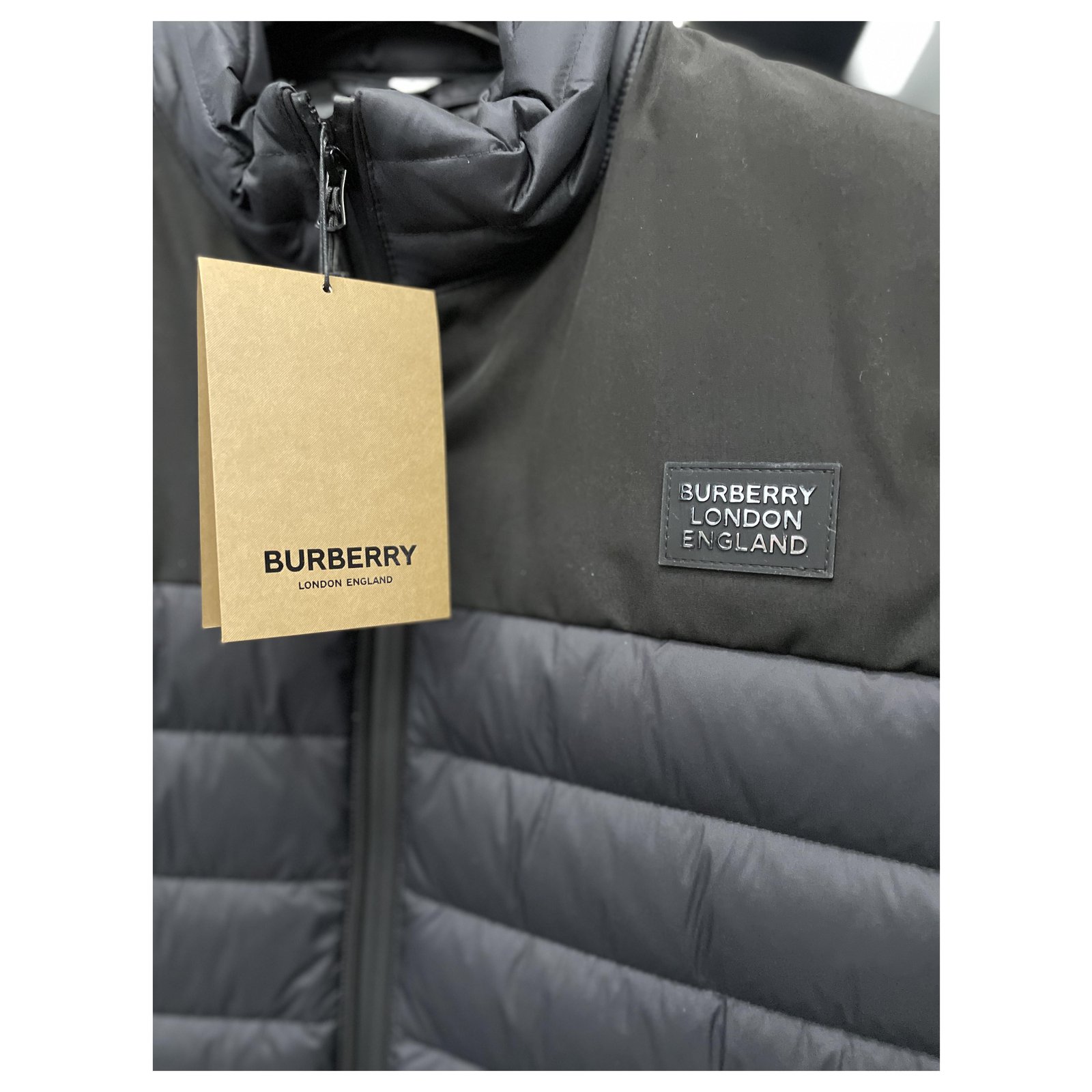 burberry Logo Appliqué Lightweight Puffer GiletPrice € 530 