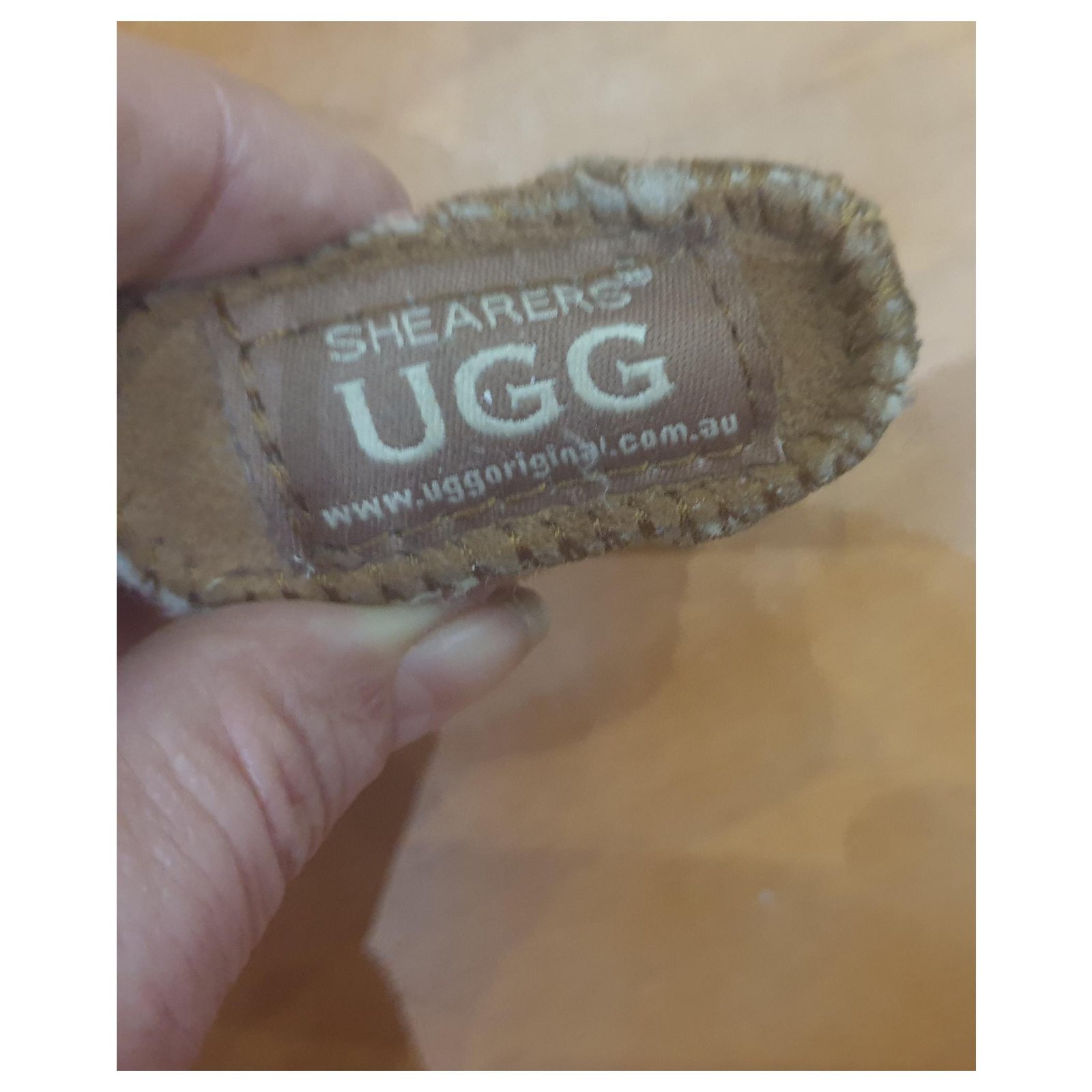 UGG boot keychain Beige Leather ref.262073 Joli Closet