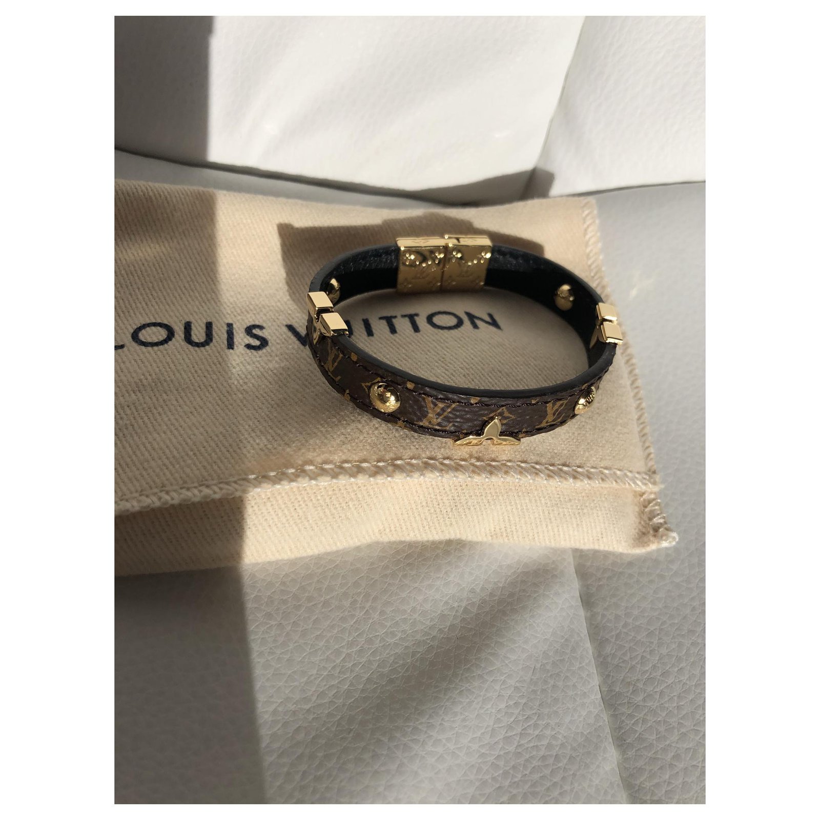 Cloth bracelet Louis Vuitton Brown in Cloth - 25700925