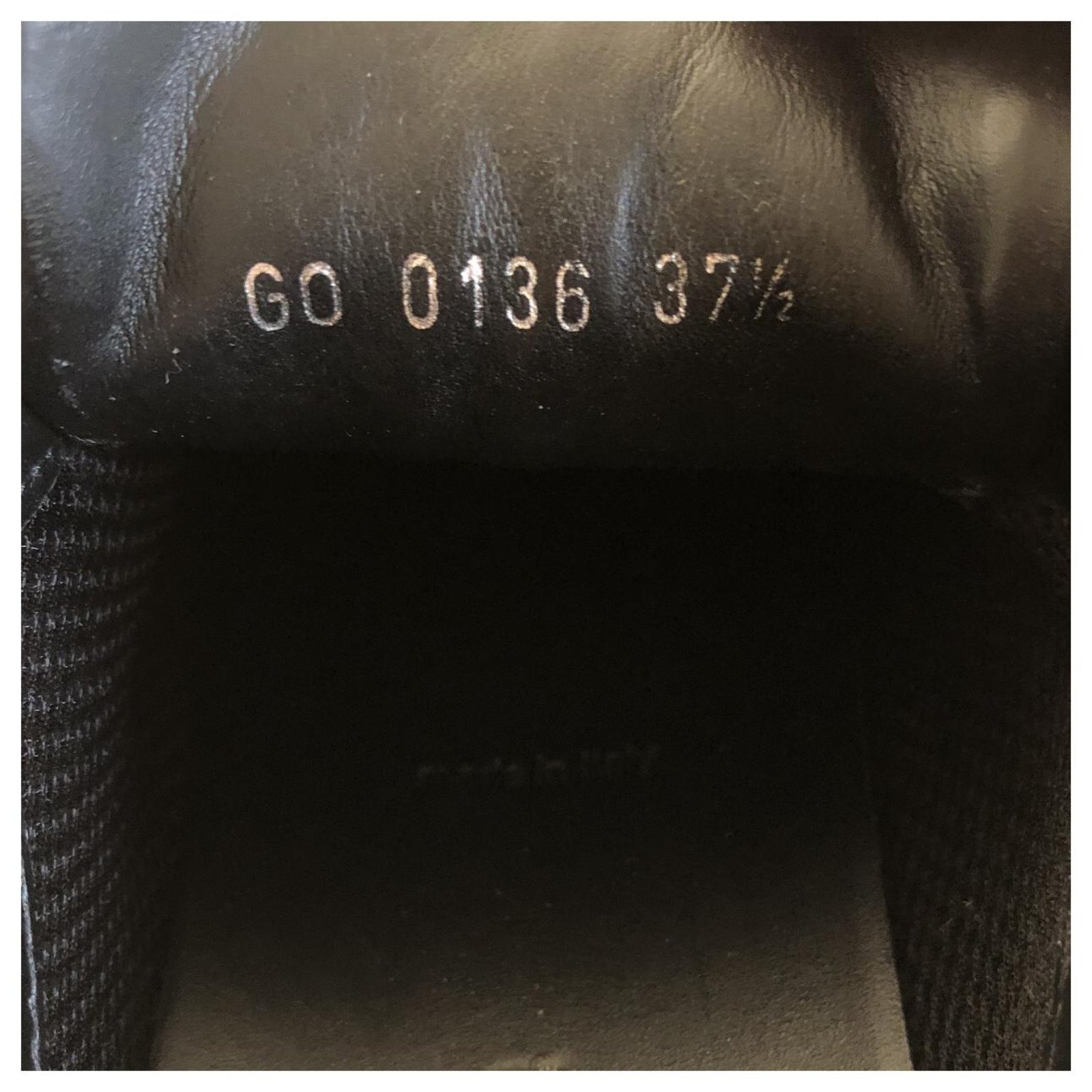 Louis Vuitton Run away luxury Black White Grey Leather ref.651874 - Joli  Closet