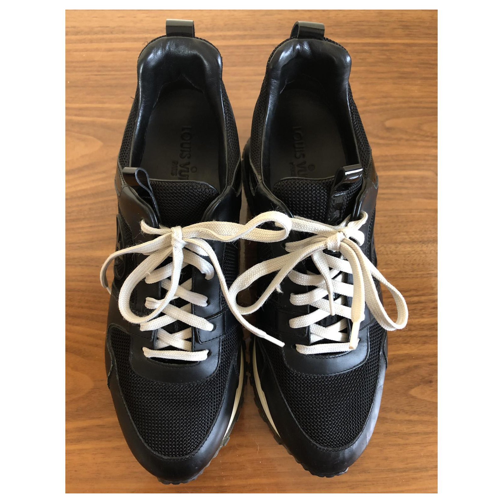 Louis Vuitton hi-top sneakers in black leather ref.732577 - Joli Closet