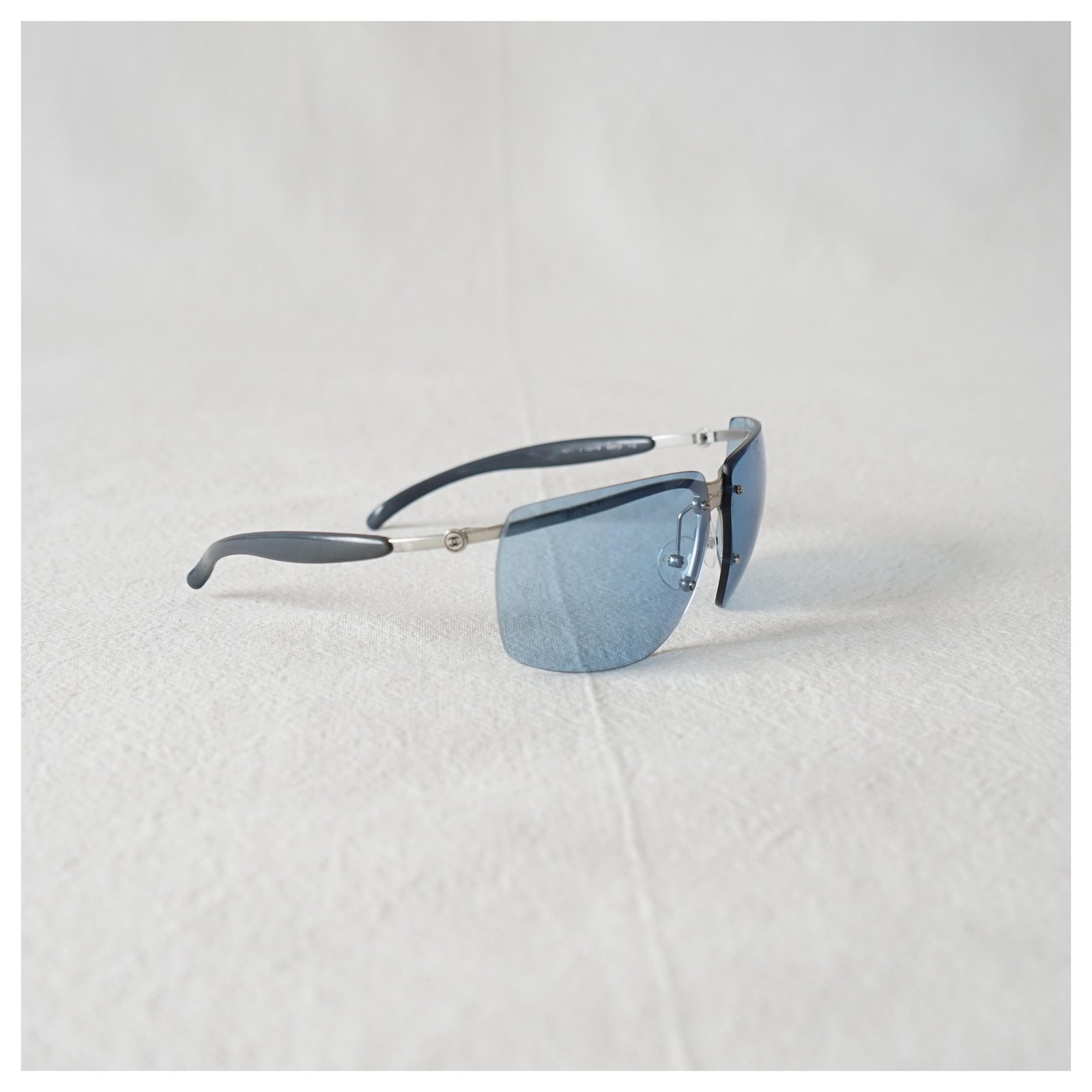 Vintage & New - Retro CHANEL sunglasses with 2 sets of glasses Silvery Blue  Golden Grey Metallic Dark grey Bronze Caramel Dark blue Steel Metal Acetate  ref.834867 - Joli Closet