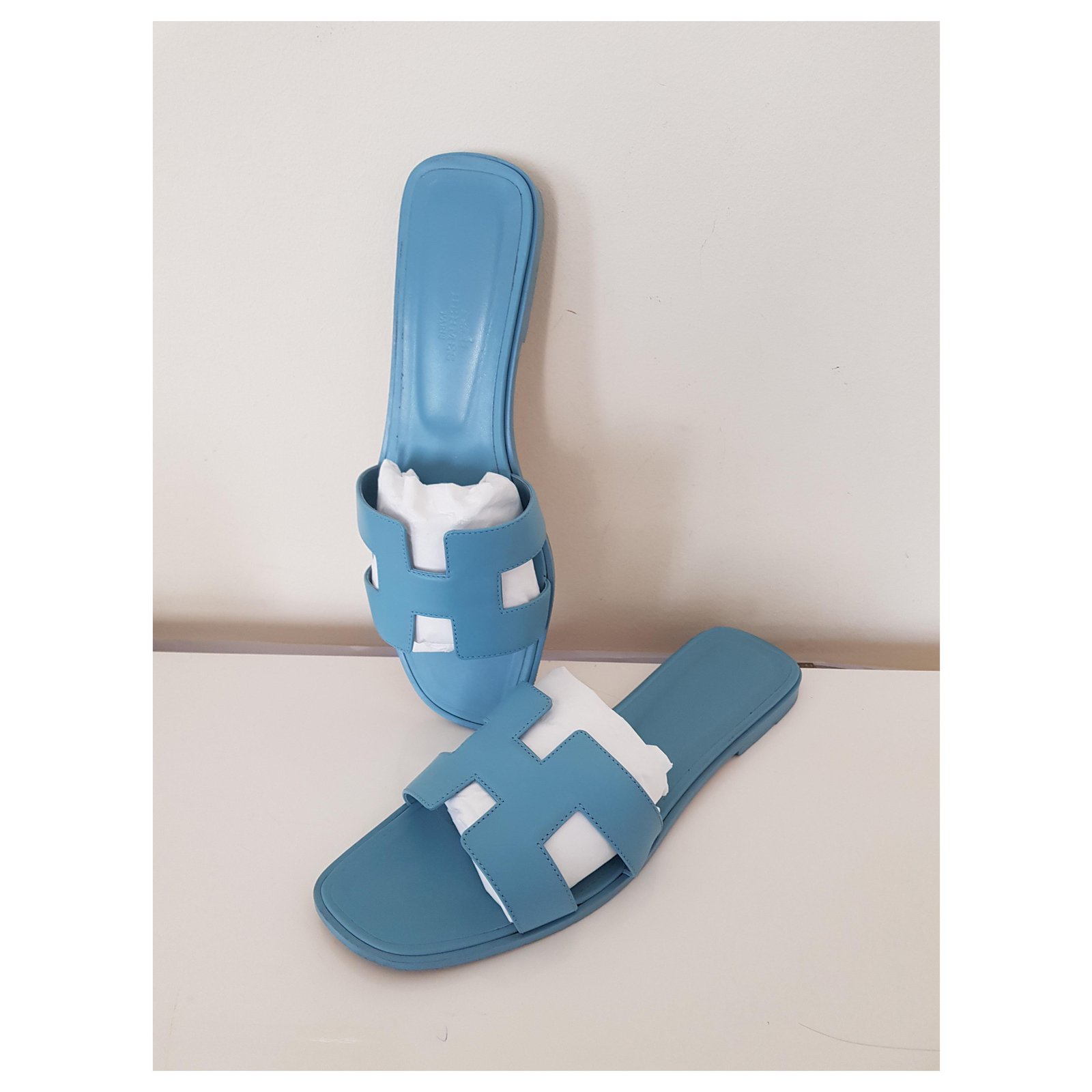 HERMES ORAN BLEU GLACIER EPSOM LEATHER SANDALS, Size 42EU