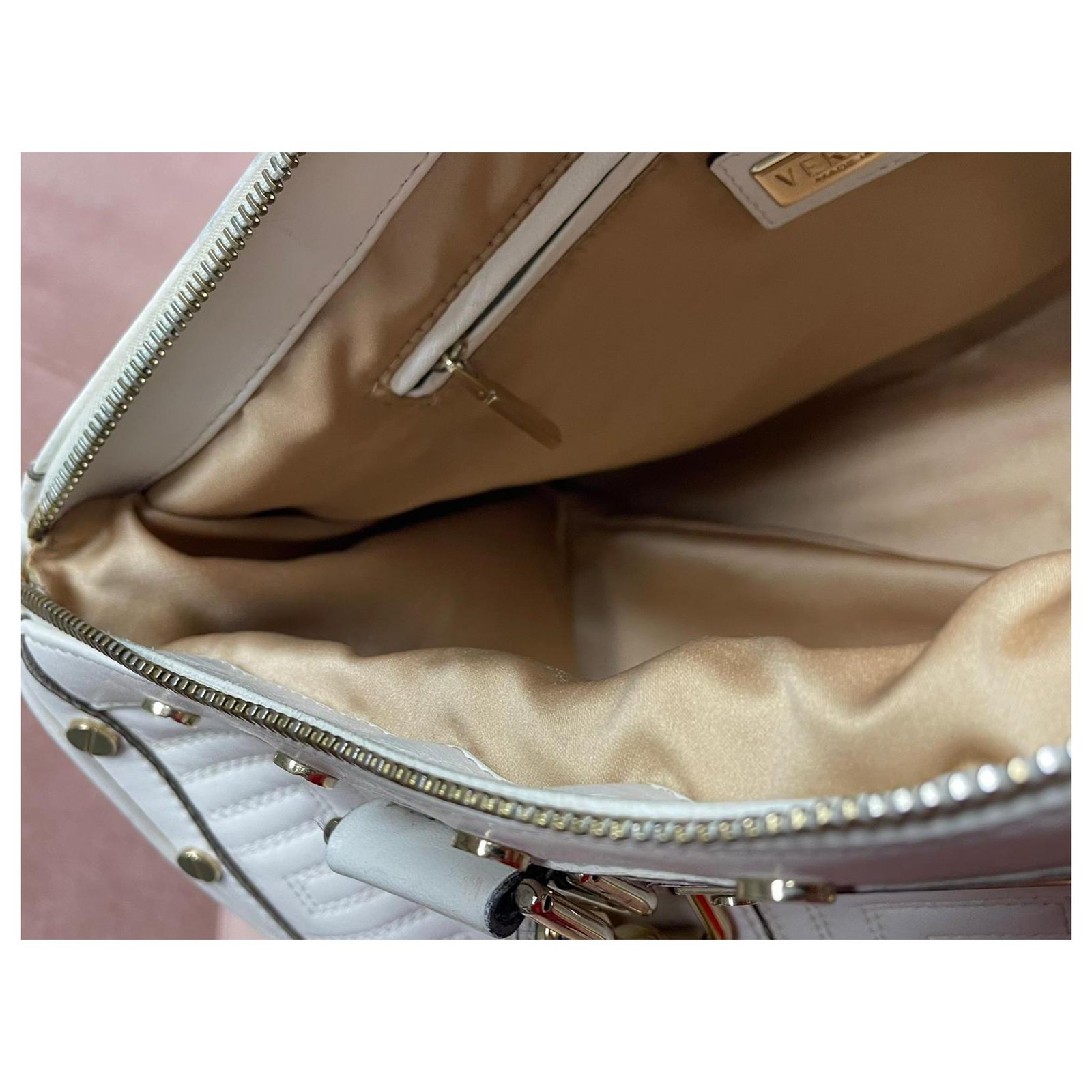 Gianni Versace Handbags White Golden Leather ref.269467 - Joli Closet