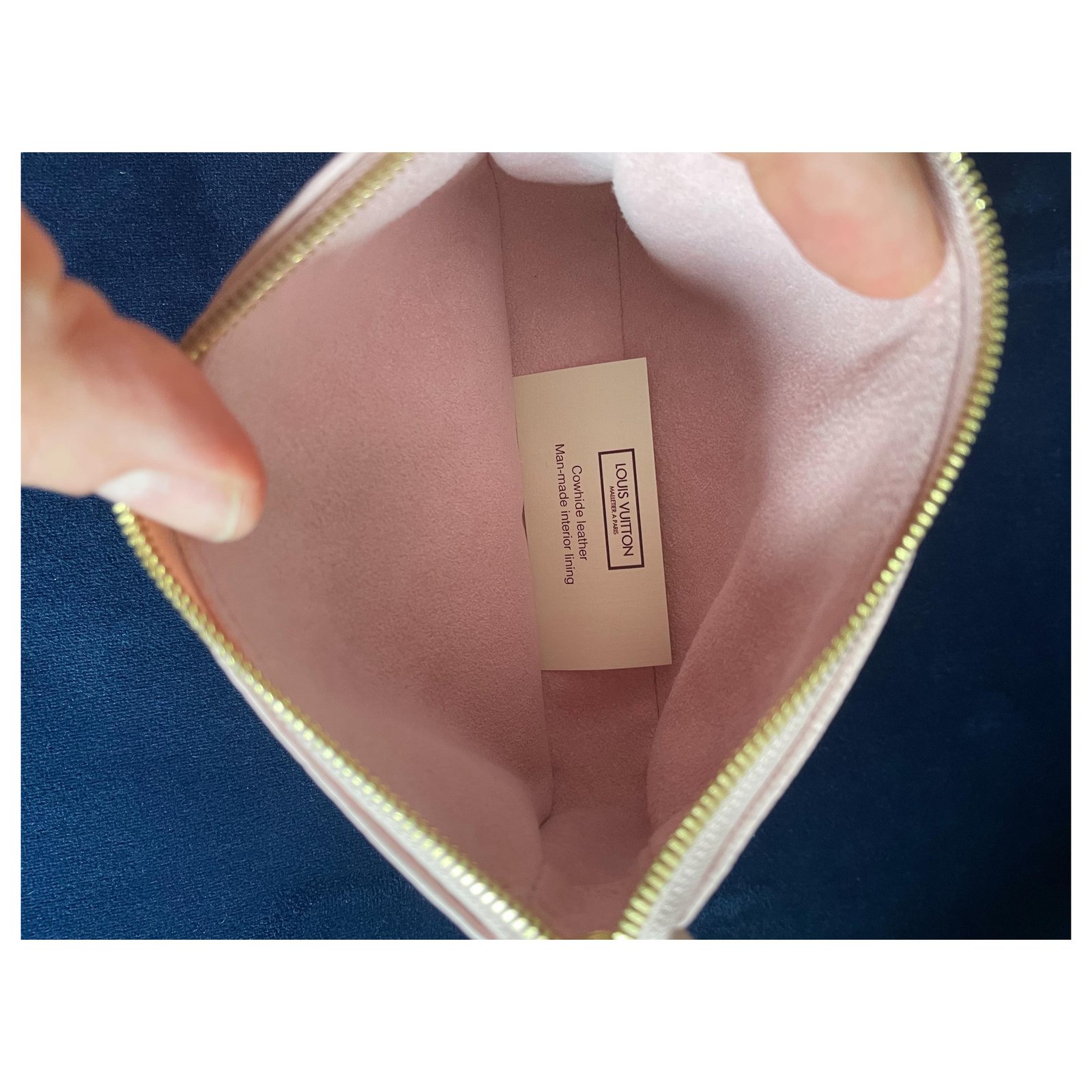 Pochette accessoire patent leather handbag Louis Vuitton Pink in Patent  leather - 29151043