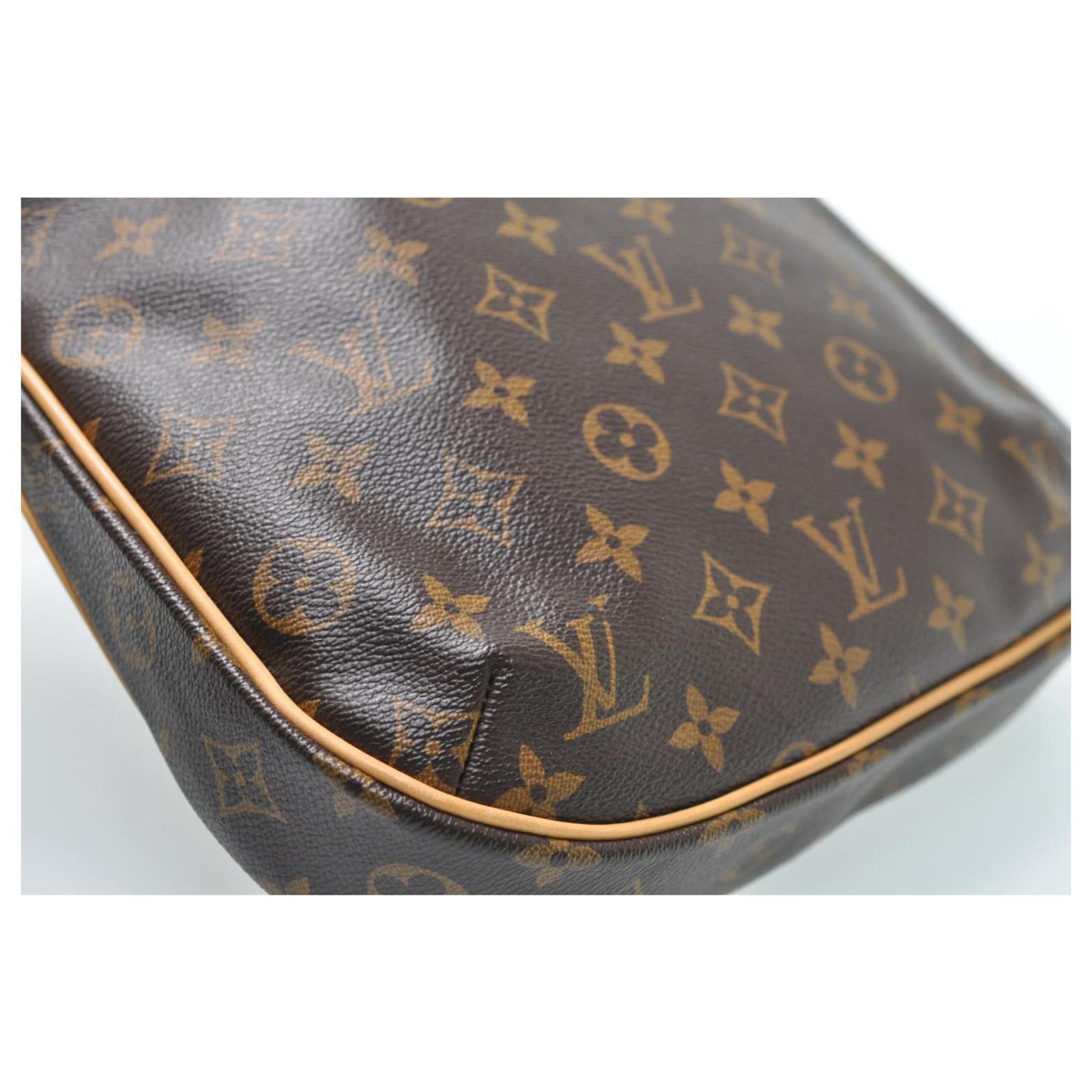 LOUIS VUITTON Monogram Odeon PM Shoulder Bag M56390 LV Auth sa2611