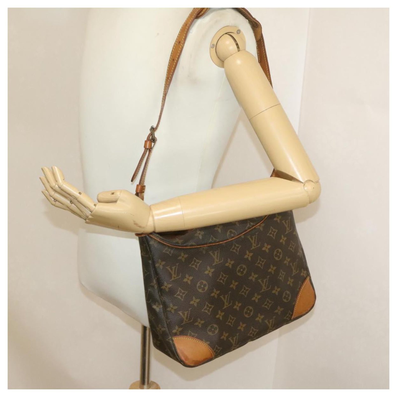 Louis Vuitton Monogram Boulogne 30 Shoulder Bag M51265 LV Auth pt2836 Cloth  ref.599457 - Joli Closet