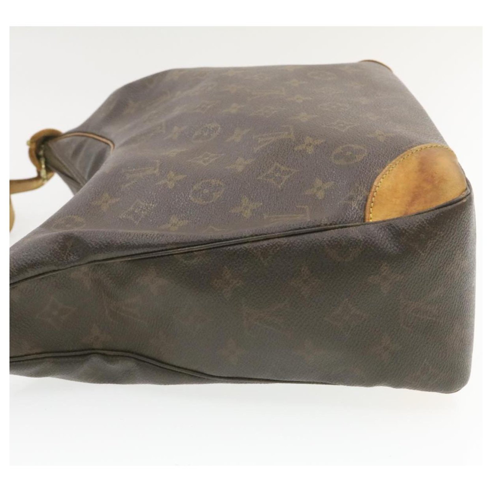 Louis Vuitton Monogram Boulogne 35 Shoulder Bag M51260 – Timeless Vintage  Company