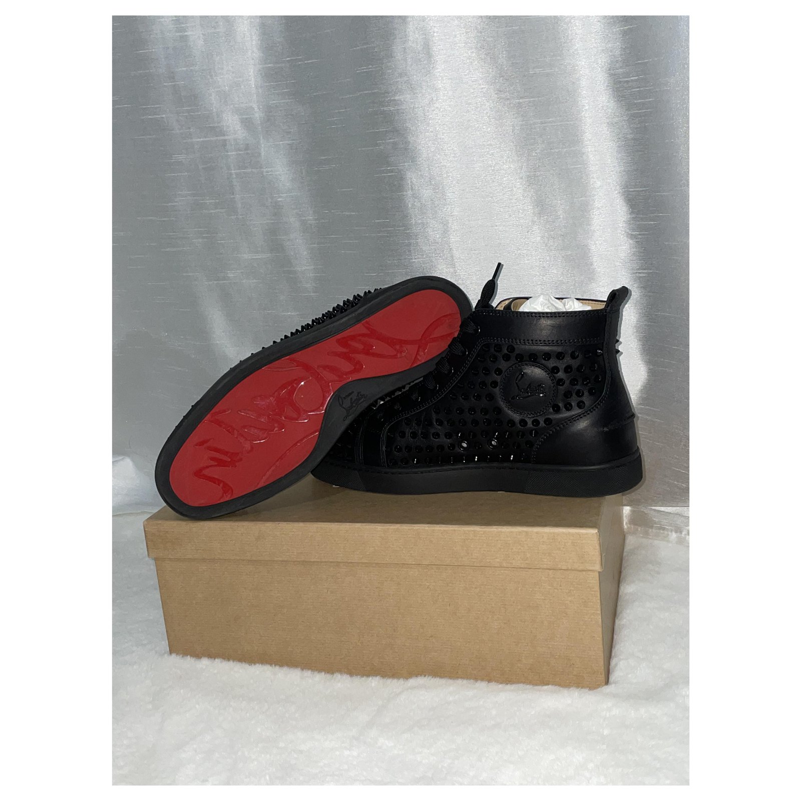 Christian Louboutin Louboutin Spikes Black Lambskin ref.271995 - Joli Closet