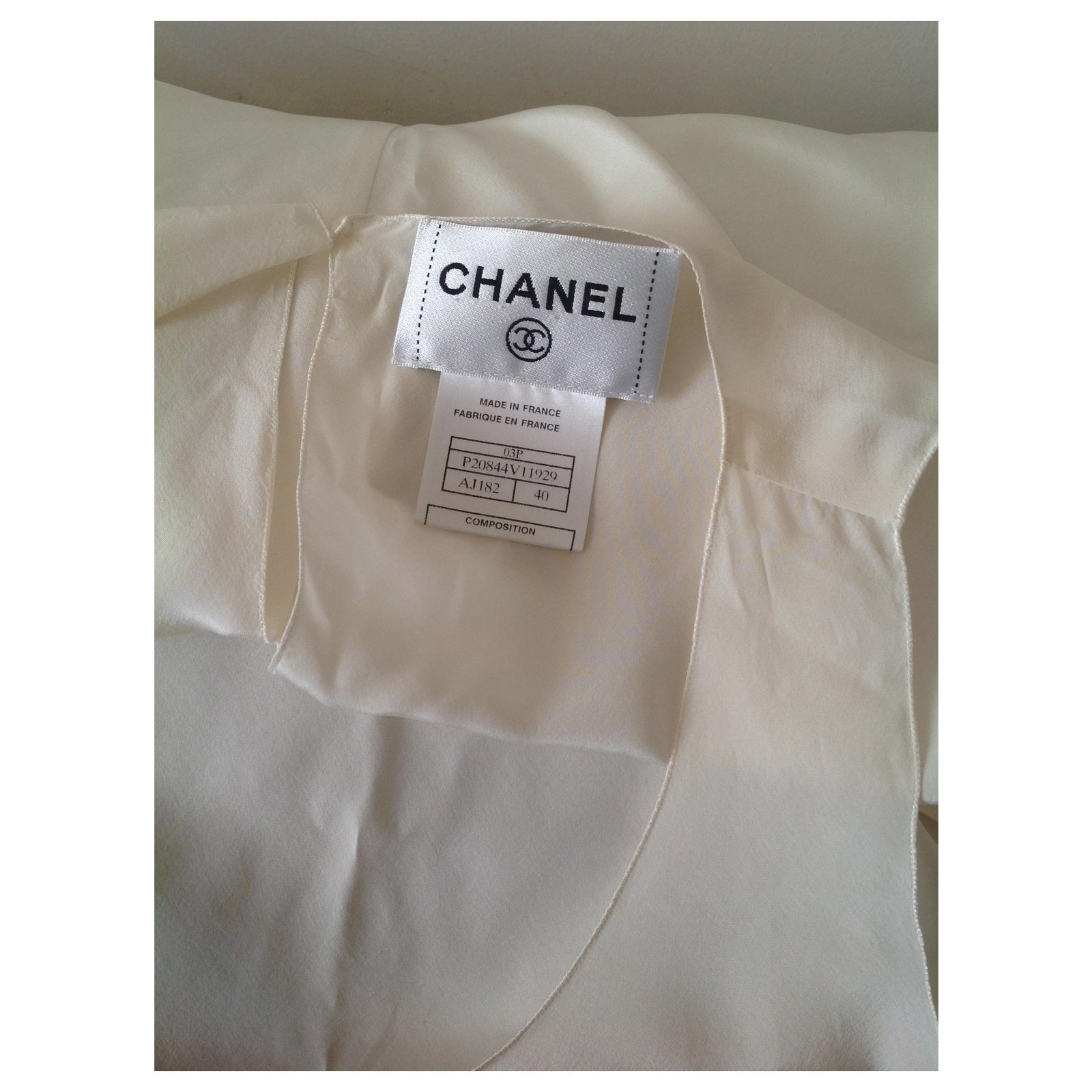 Chanel Tops Beige Silk ref.390085 - Joli Closet