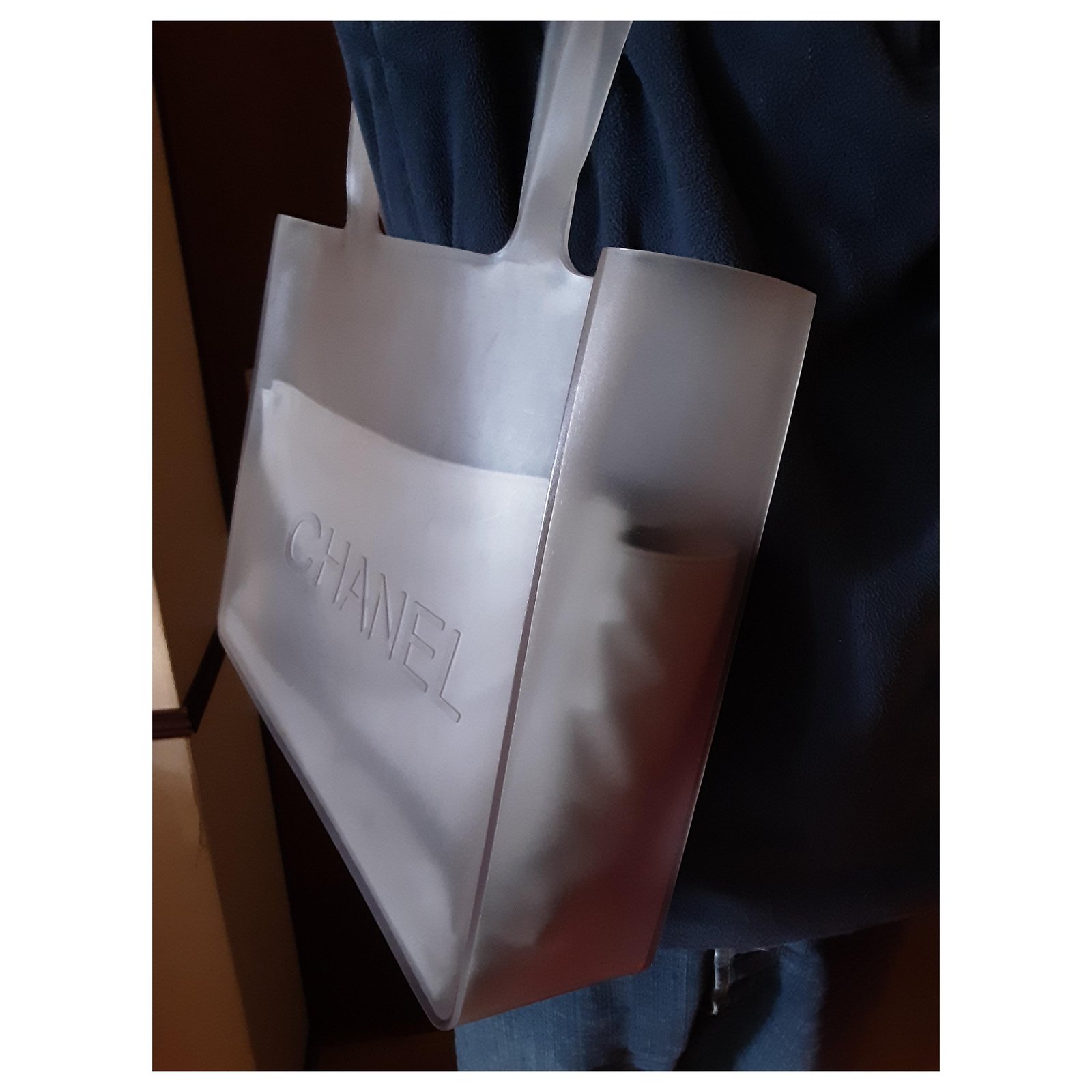 Chanel. Rubber tote bag. Grey ref.273197 - Joli Closet