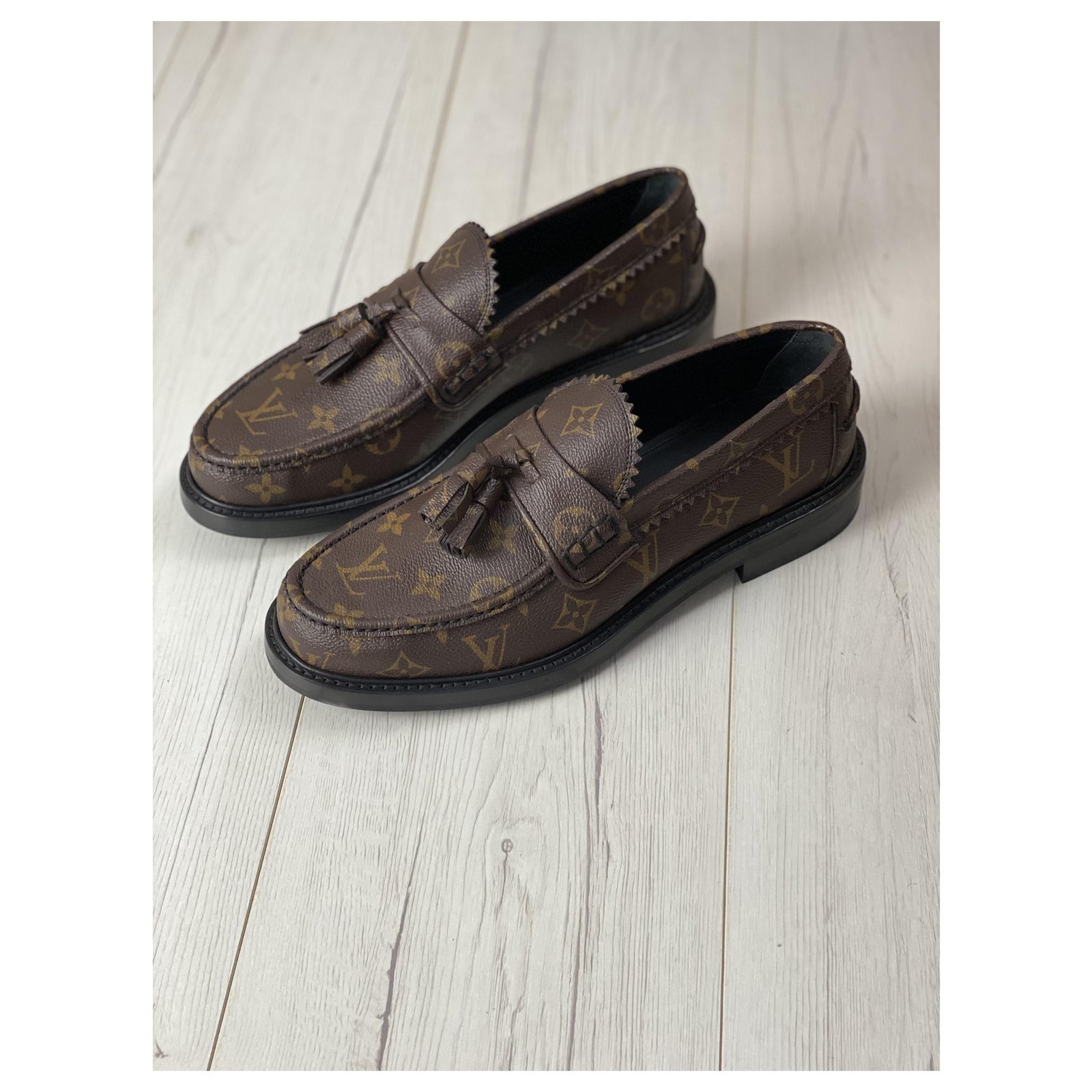 LOUIS VUITTON SHOES LOAFERS WITH BUCKLE 8 42 SUEDE MONOGRAM LOAFERS Brown  ref.491408 - Joli Closet
