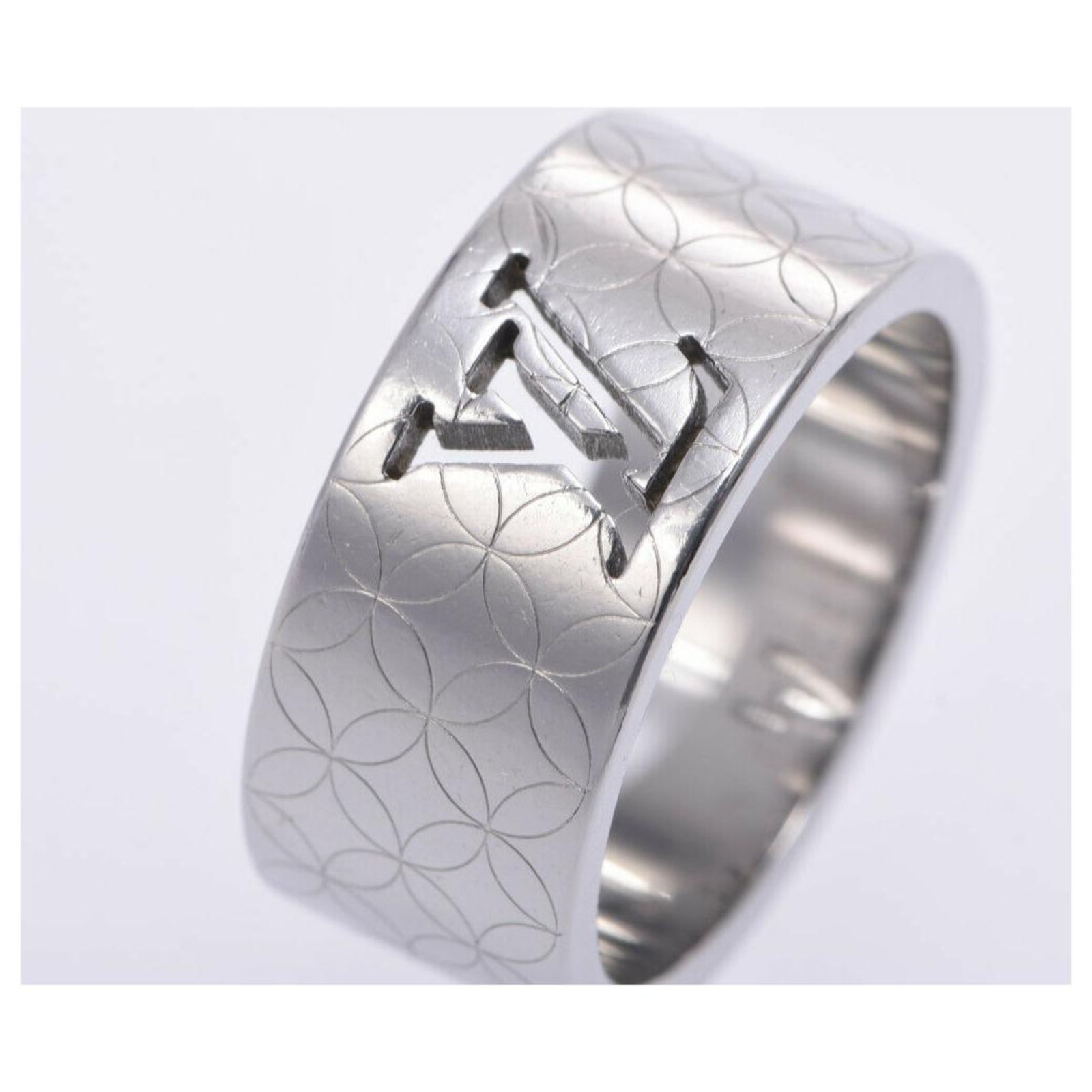 Louis Vuitton, Jewelry, Louis Vuitton Ring S Berg Champs Elysees Silver  Metal Material M65456