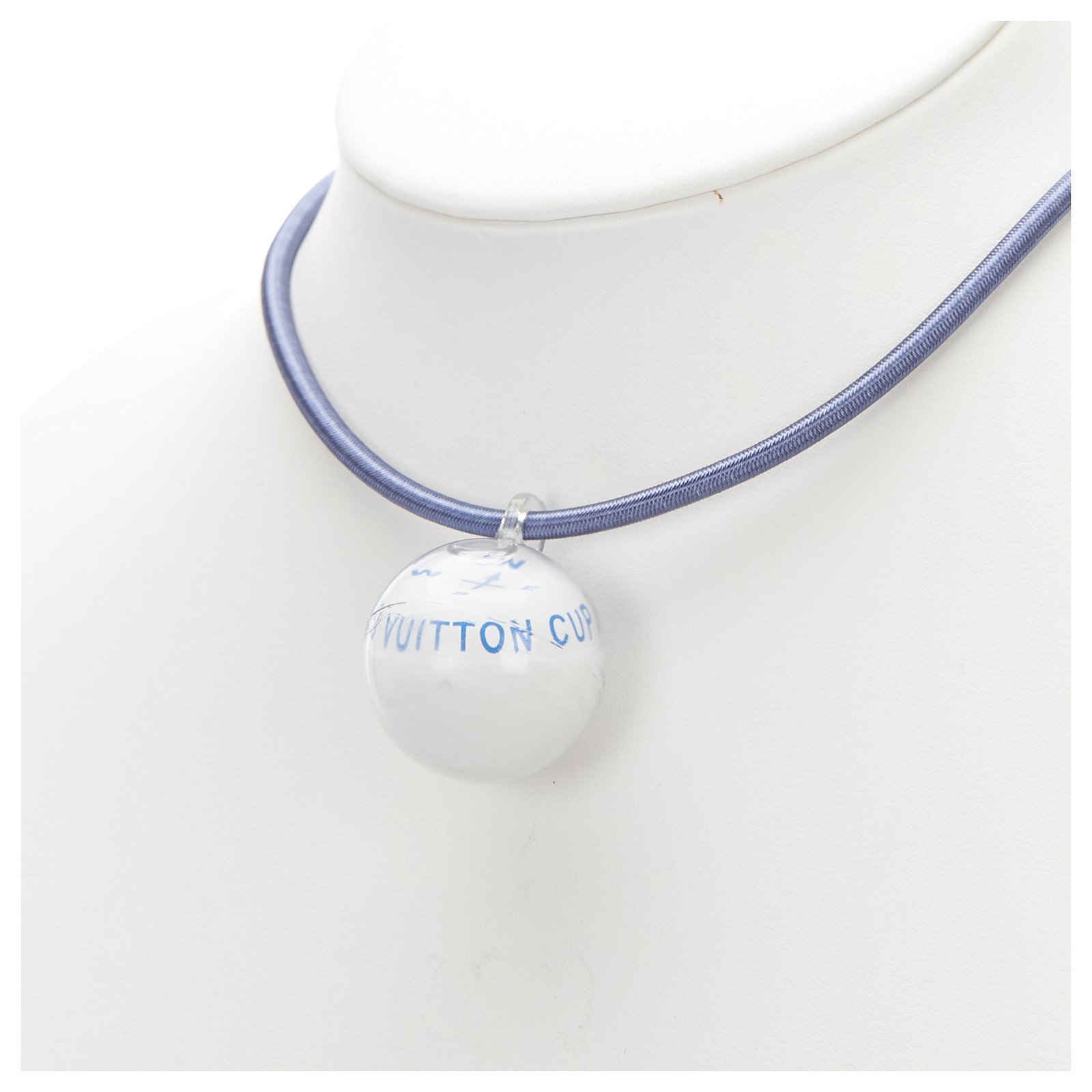 Louis Vuitton White LV Cup 2000 Compass Necklace Blue Dark blue Plastic  Cloth ref.338043 - Joli Closet