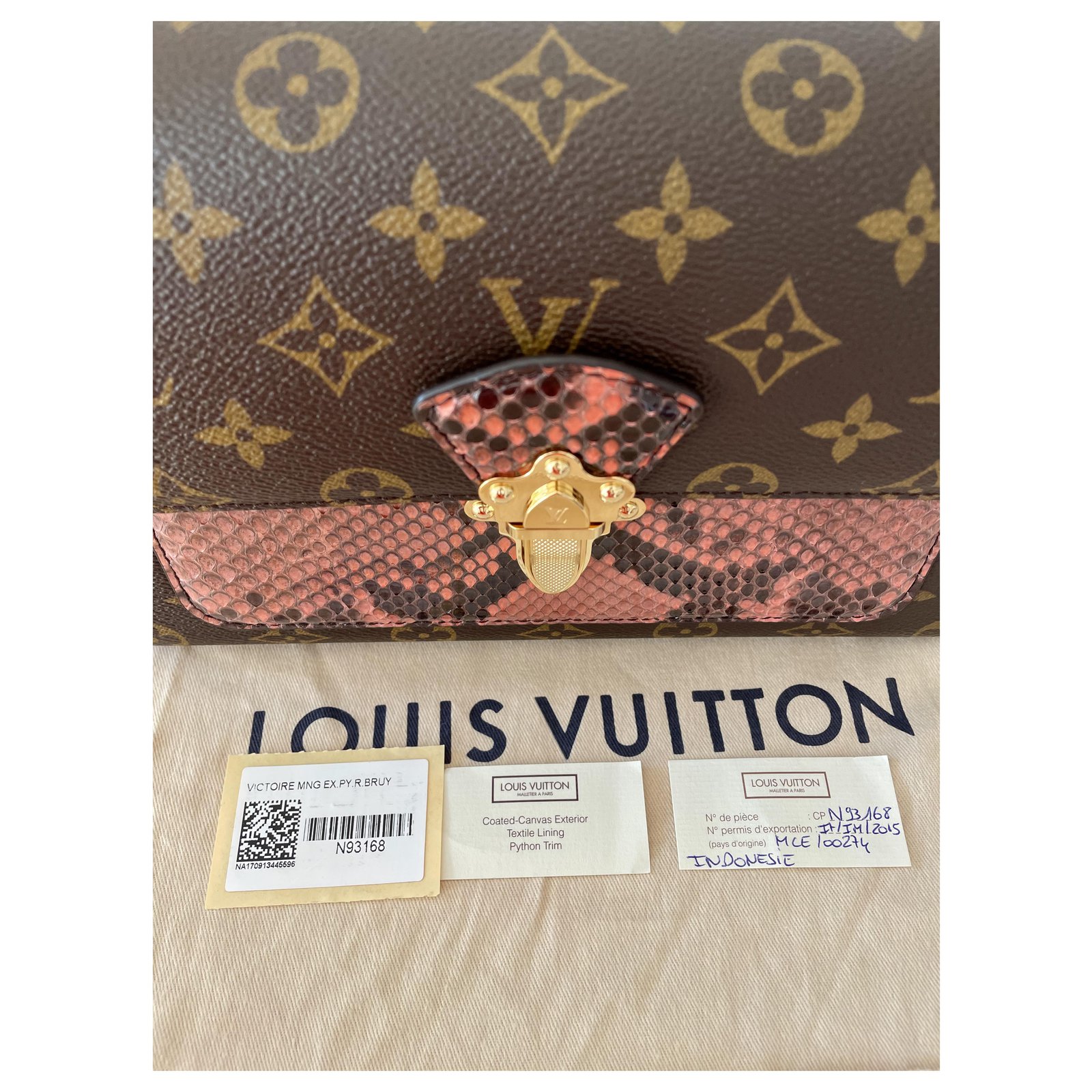 Louis Vuitton Victoire Monogramm Python Rose Bruyere Pink ref.280851 - Joli  Closet