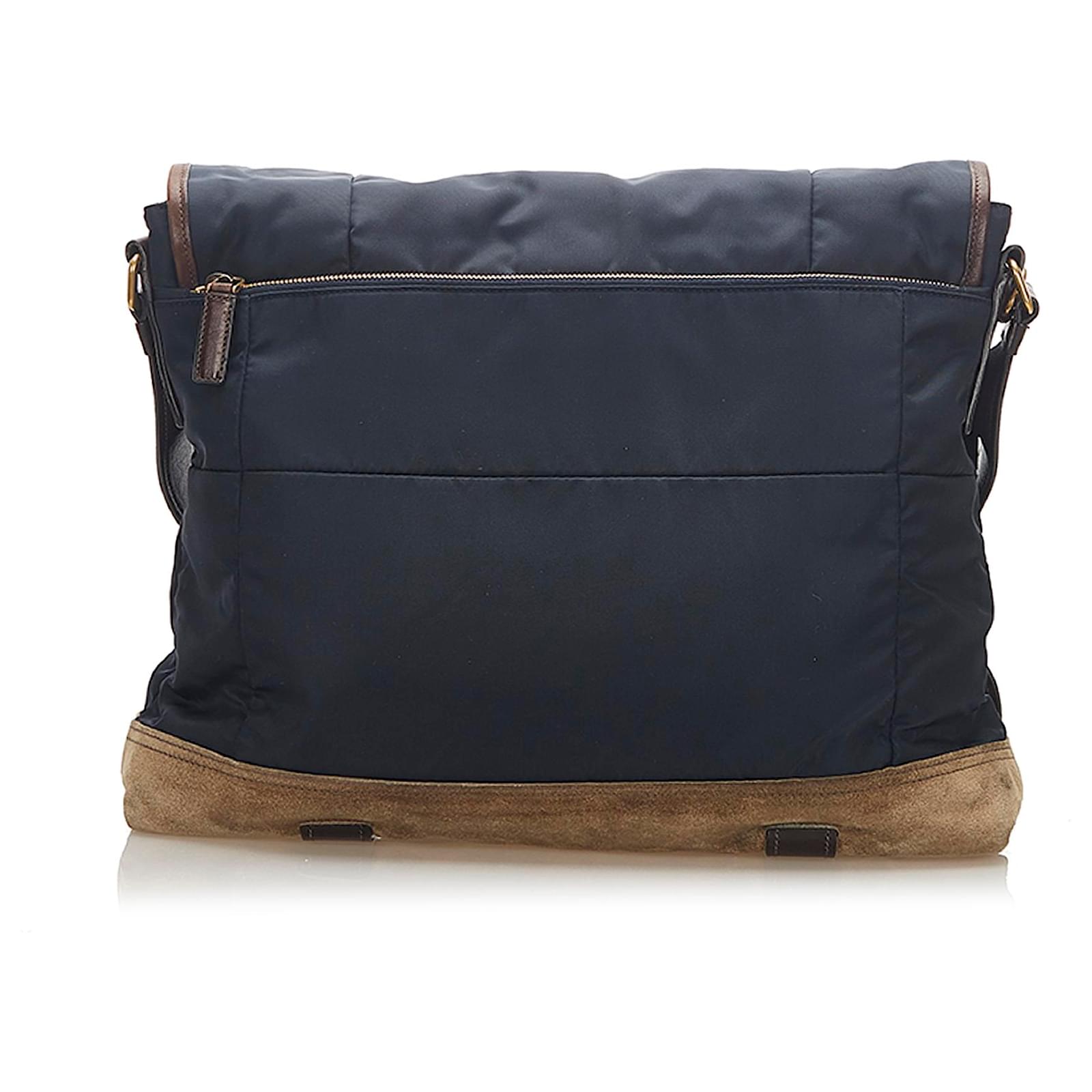 【関税込み】PRADA medium crossbody bag in Re-Nylon and suede Prada Medium Re-Nylon and Suede Shoulder Bag - Shoulder Bags