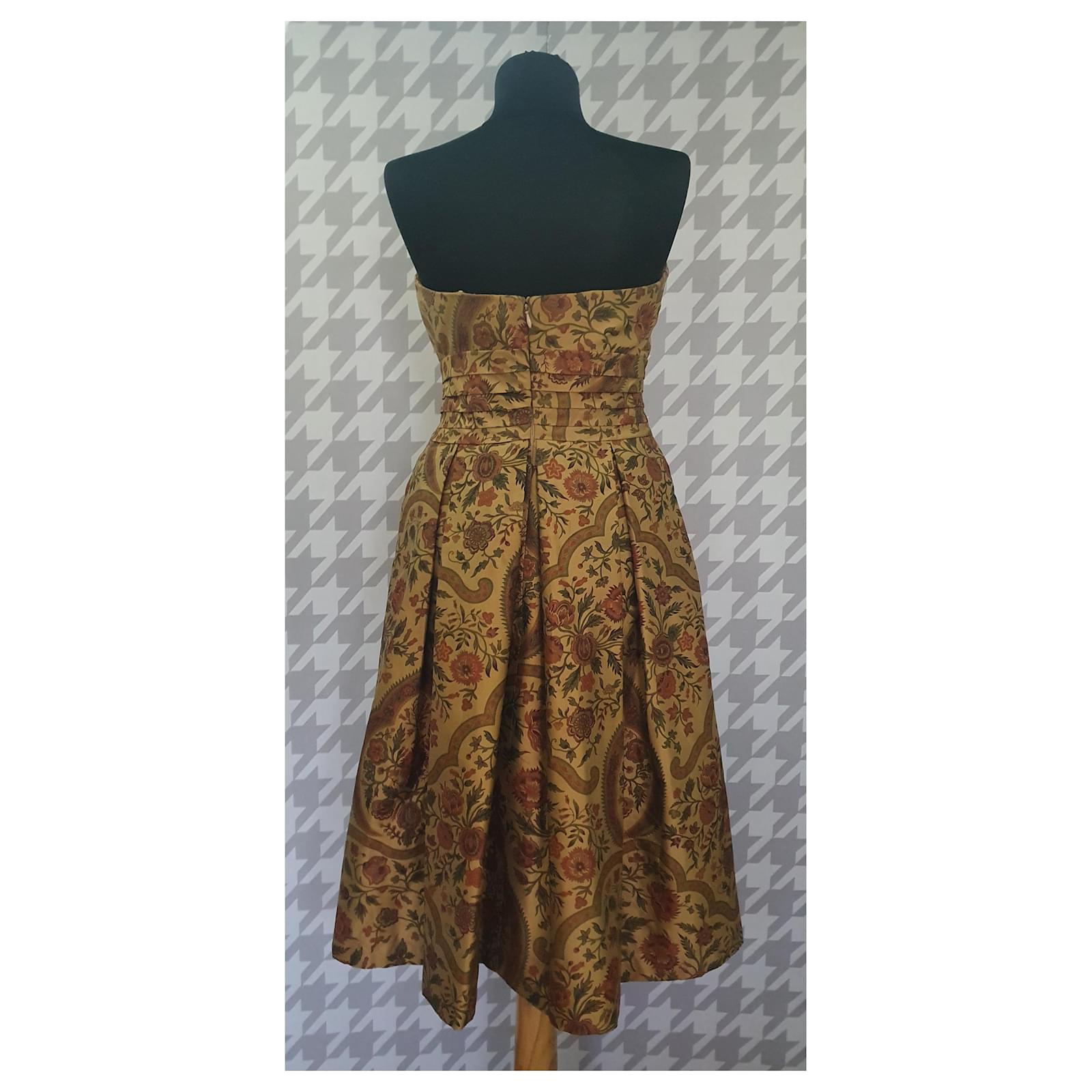 Kay Unger Dresses Multiple colors Silk ref.284109 - Joli Closet