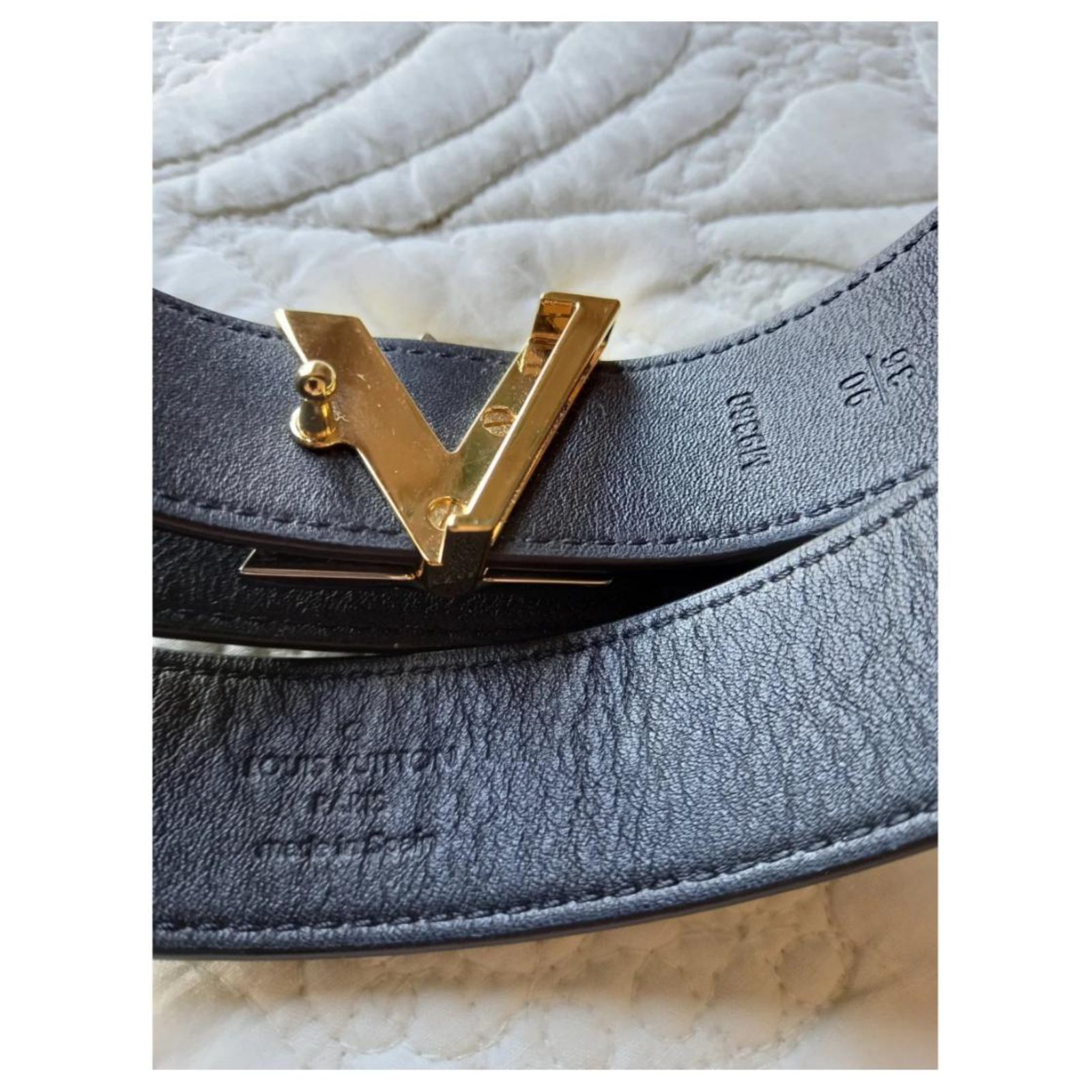 Cintura da donna Louis Vuitton in Taurillon nero goffrato nuove condizioni!  Beige Pelle ref.169175 - Joli Closet