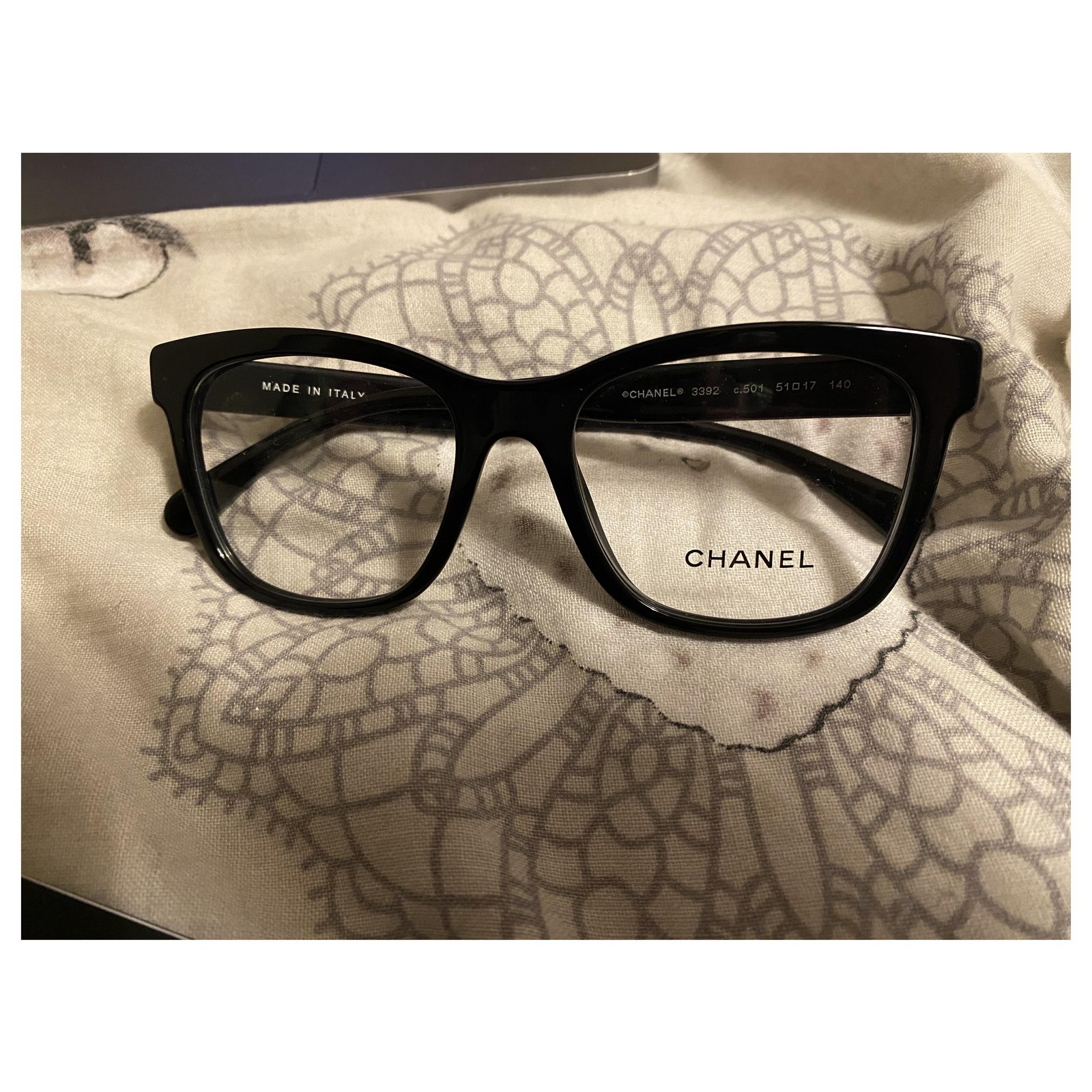 BURBANK OPTICS Eyeglasses with Black Frame - RB5383