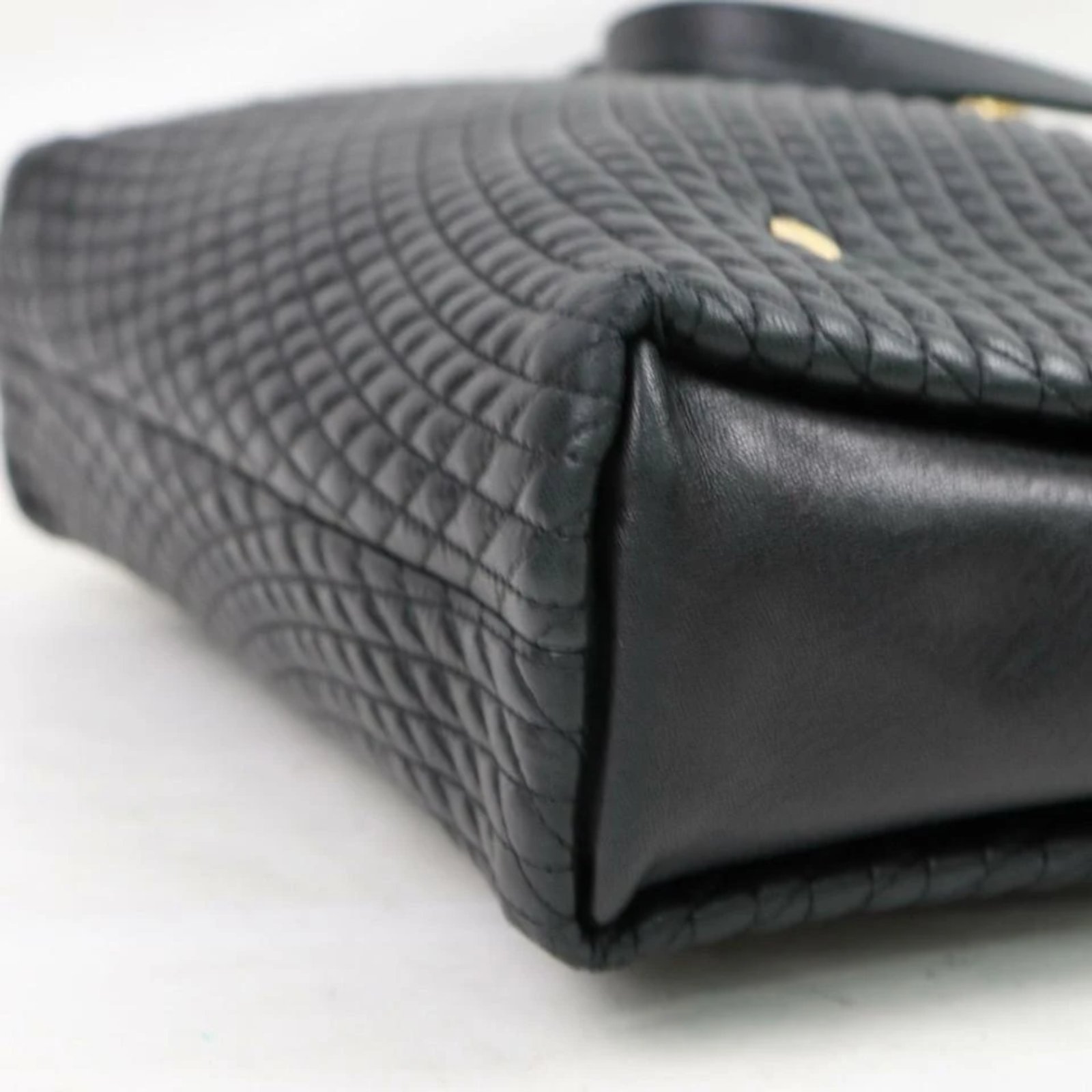 BALLY Quilted Chain Shoulder Bag Suede Black Auth yk6466 ref.883883 - Joli  Closet