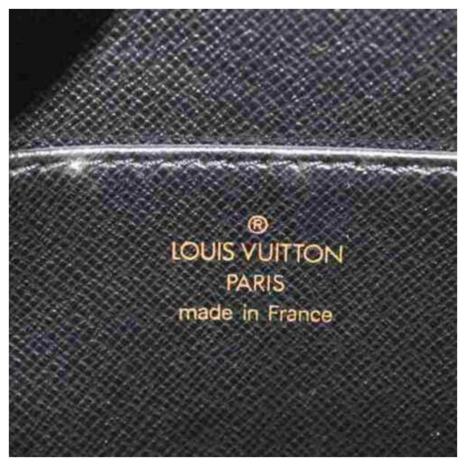 Louis Vuitton Black Epi Noir Pochette Homme Clutch 872921