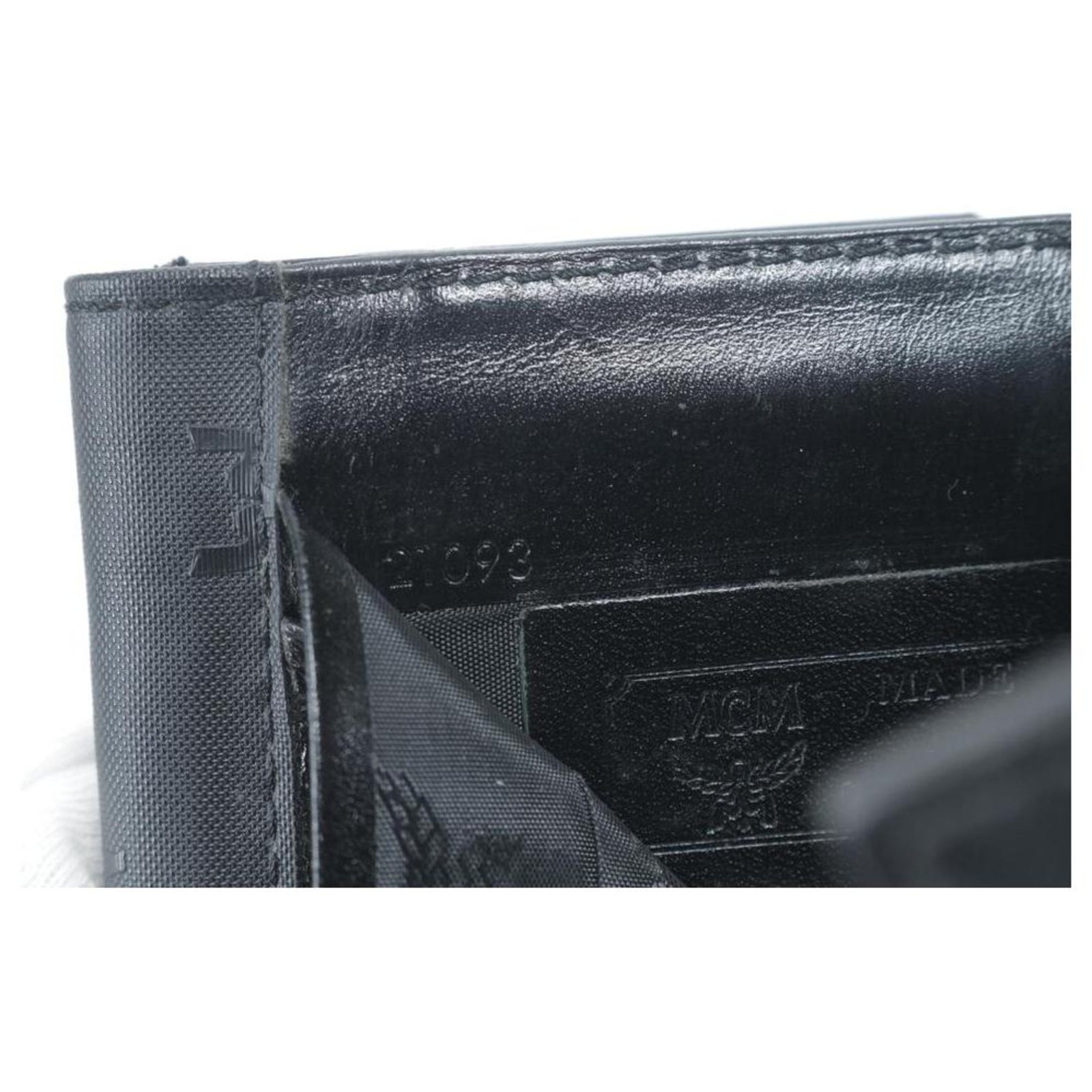 Mcm Monogram Visetos Compact Wallet Black 20mk0113 Ref 291744 Joli Closet