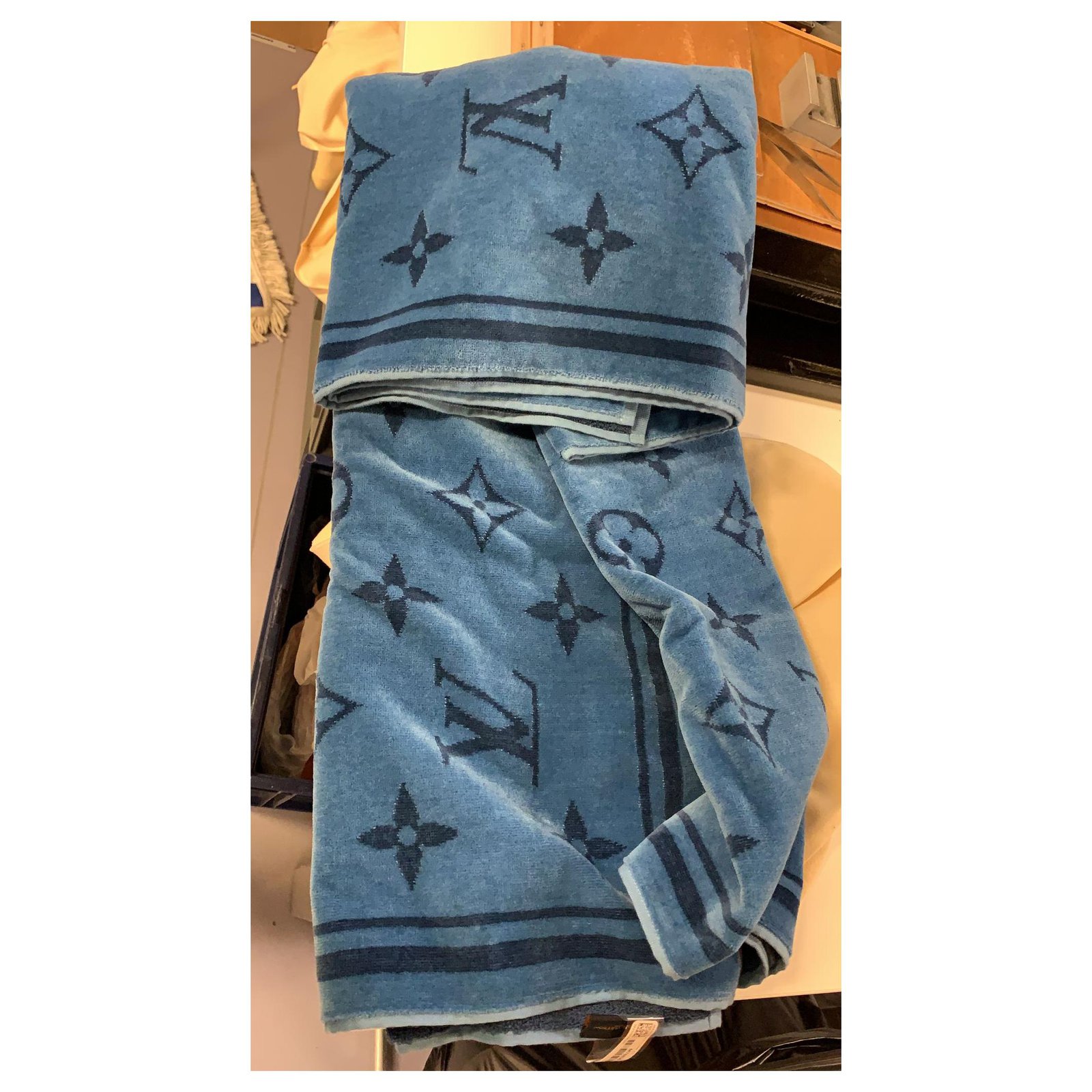 Louis Vuitton Beach Bath Towel Blanket Leopard Blue 87×142cm