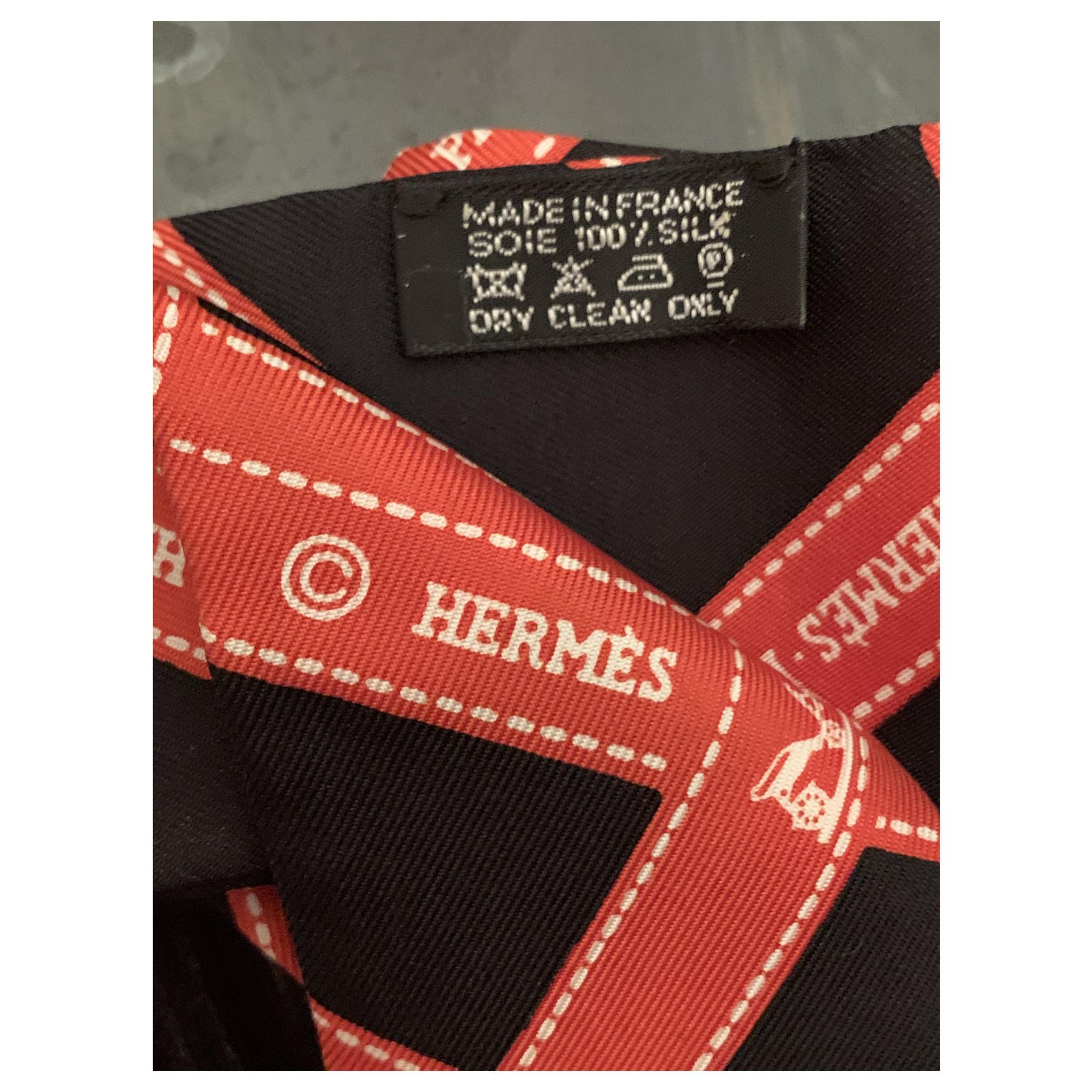 Hermès Bolduc Black Silk ref.292886 - Joli Closet