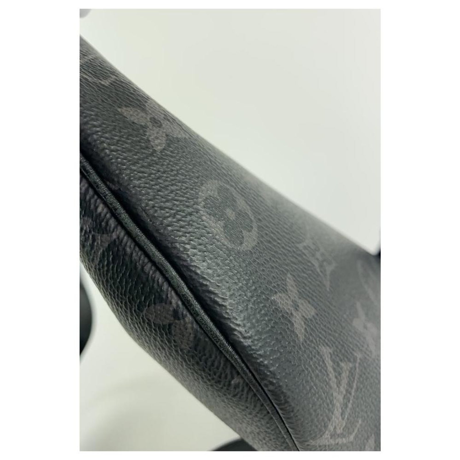 Louis Vuitton Black Monogram Eclipse Bumbag Waist Pouch Fanny Pack 861817