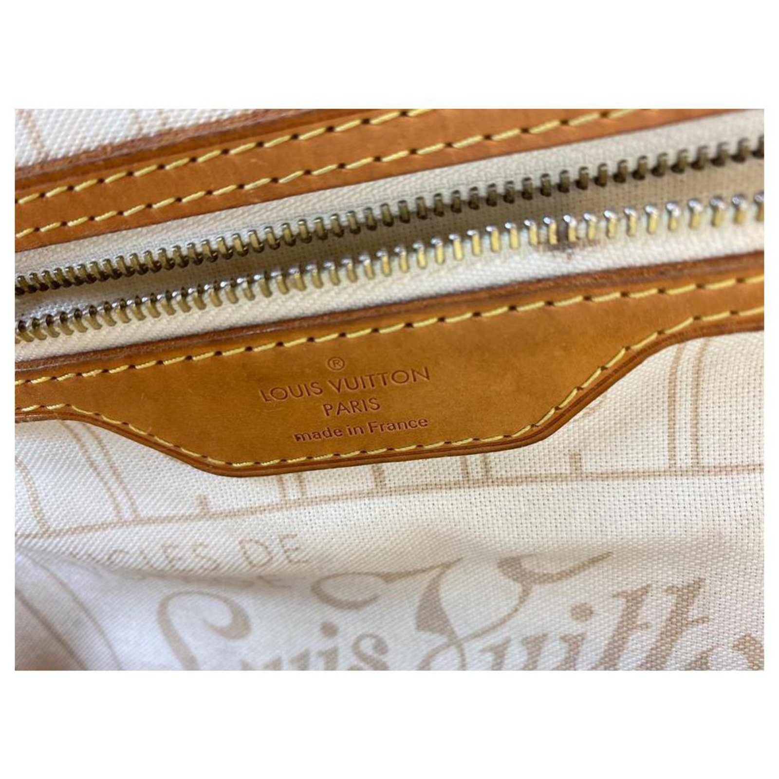 Louis Vuitton Damier Azur Neverfull PM Tote Bag White Leather ref.293663 -  Joli Closet