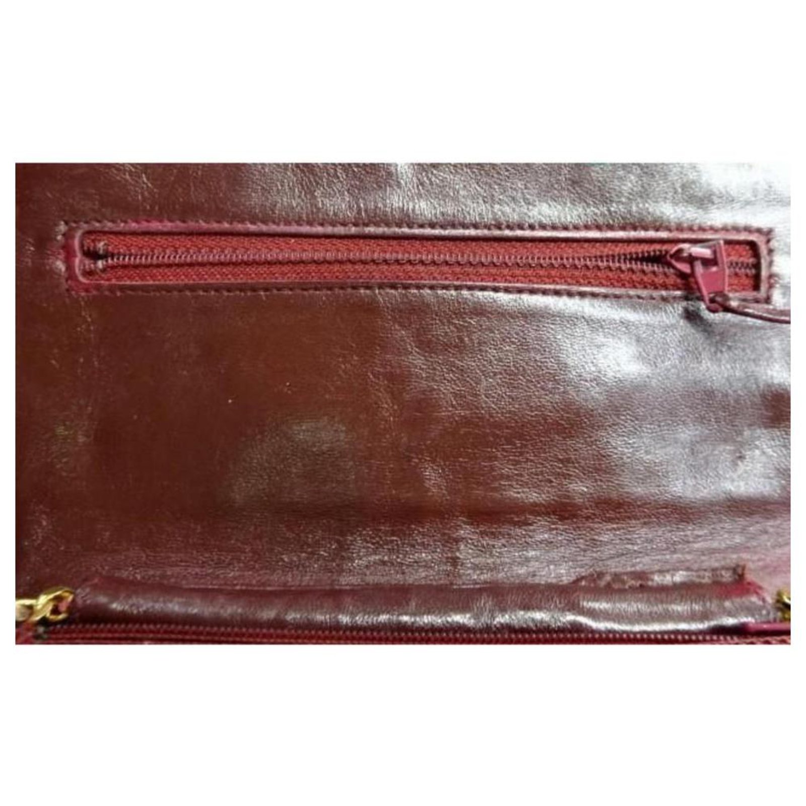 CHANEL Wallet on Chain Crossbody in Two Tone Bordeaux and Black