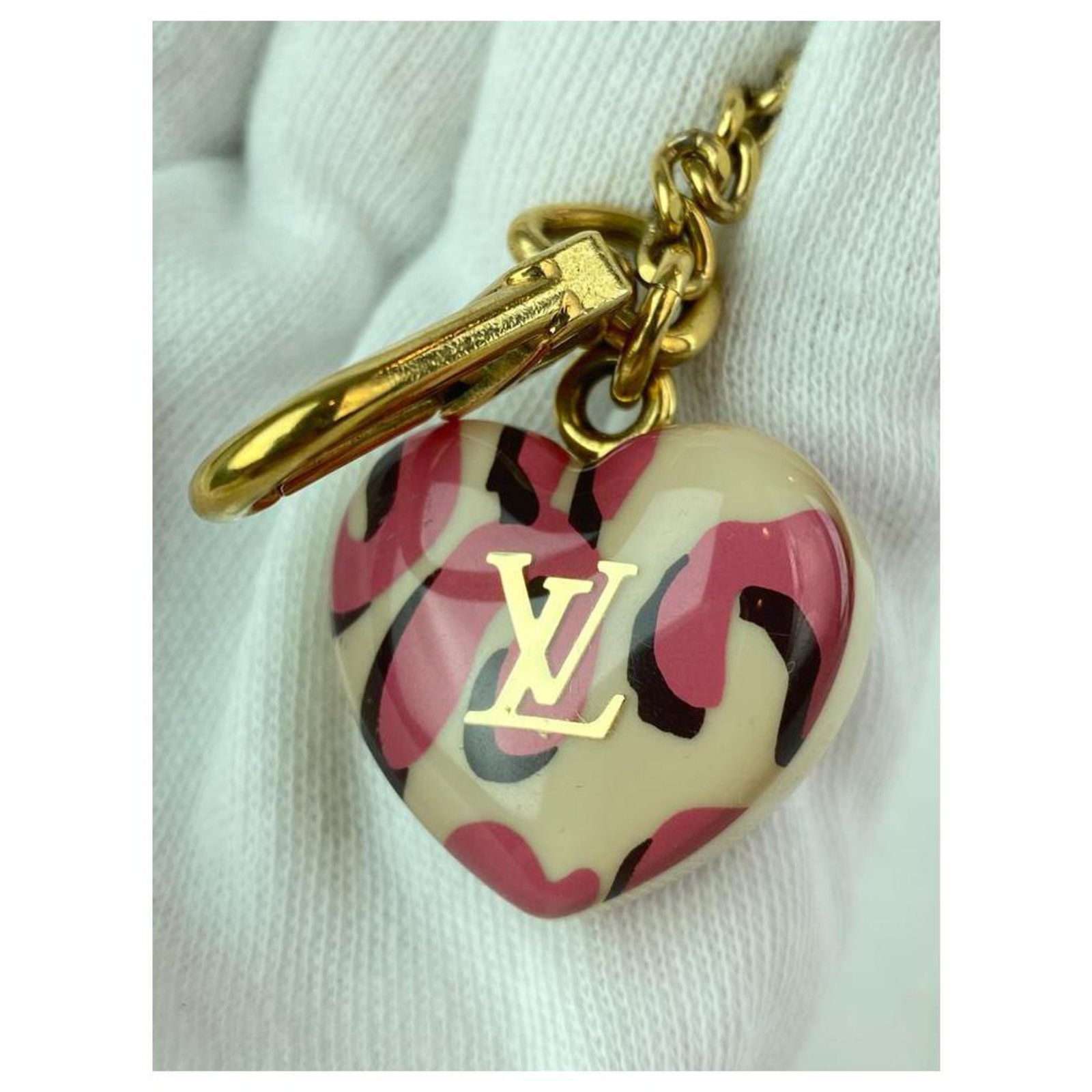 Louis Vuitton Sprouse Graffiti Beige Monogram Vernis Heart Coin Purse Cles  6L916