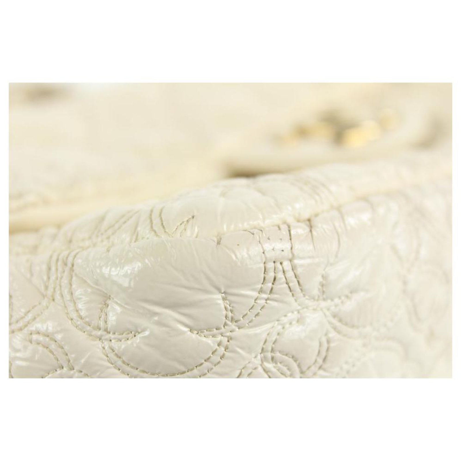 Chanel Cream Quilted Flower Embossed Medium Gold Chain Flap Bag Leather  White gold Metal ref.293780 - Joli Closet