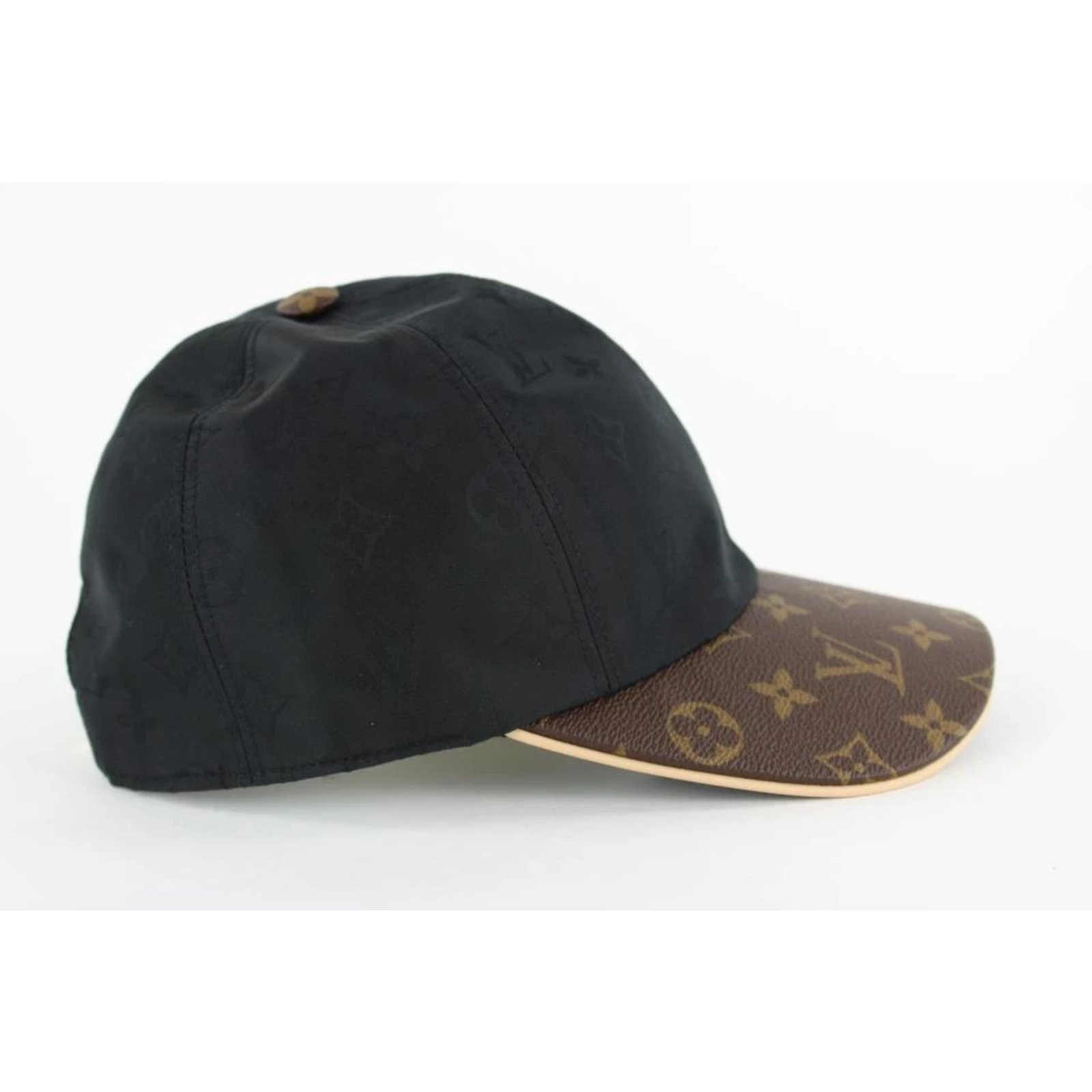 Louis Vuitton Rare Size M Cap Ou Pas Cap Black Monogram Baseball Cap Hat  2lvs129 Leather ref.293814 - Joli Closet