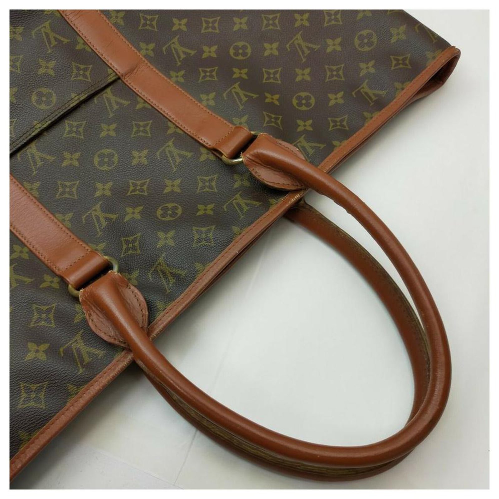 Louis Vuitton Large Monogram Weekend GM Zip Tote Bag Leather Metal  ref.293907 - Joli Closet