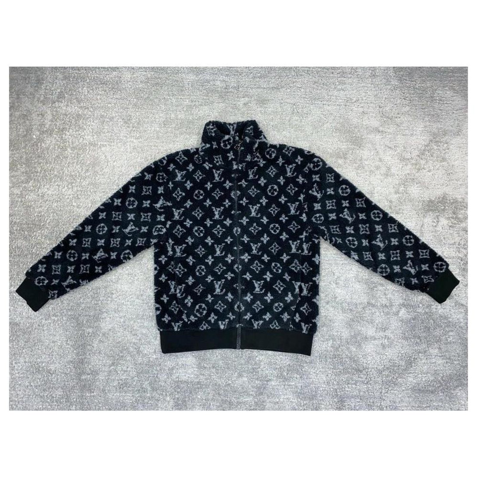 Louis Vuitton Men's XL Black x Grey Monogram Teddy Jacket Fleece Zip Up  ref.388451 - Joli Closet