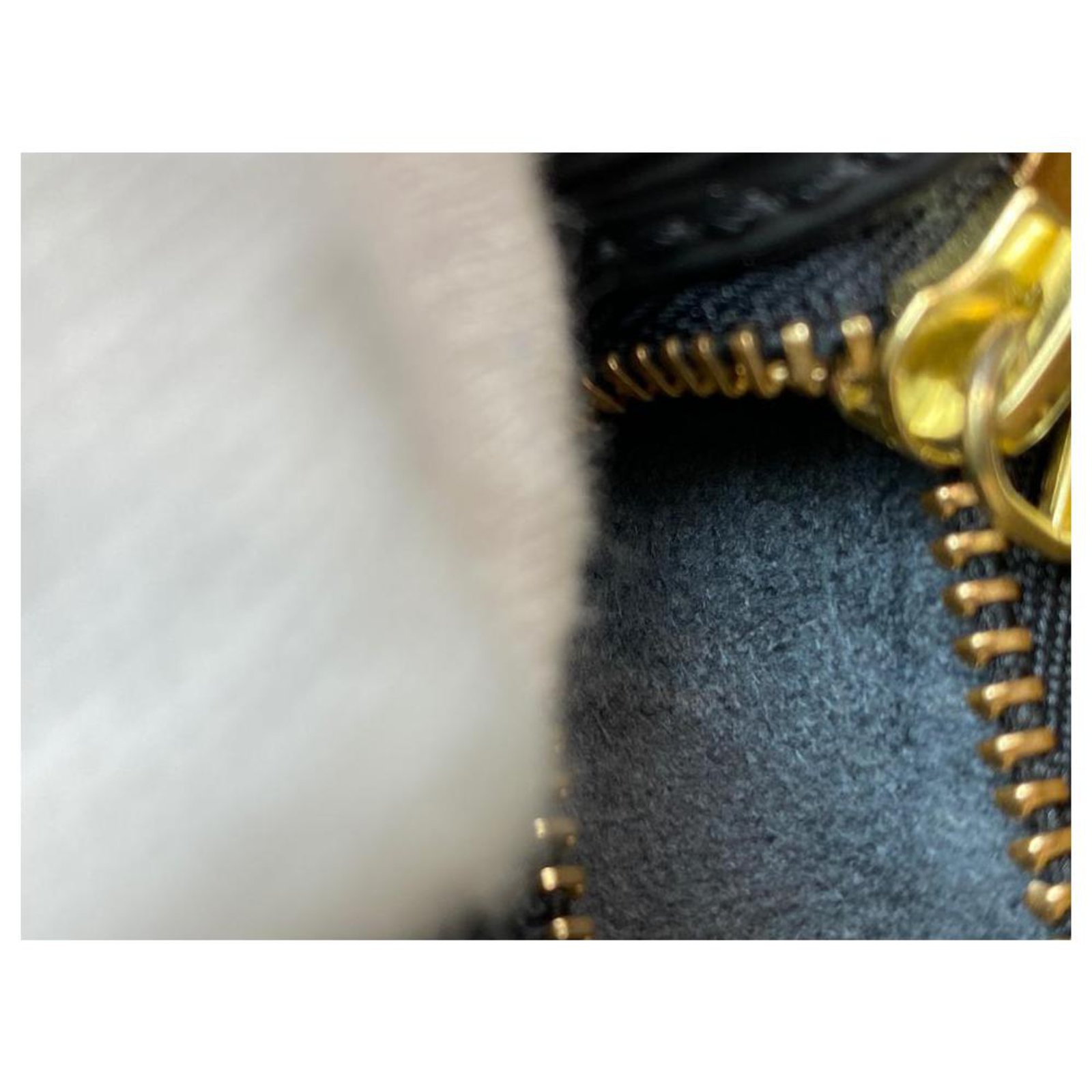 Louis Vuitton Black Epi Noir Soufflot Mini Papillon ref.294161 - Joli Closet
