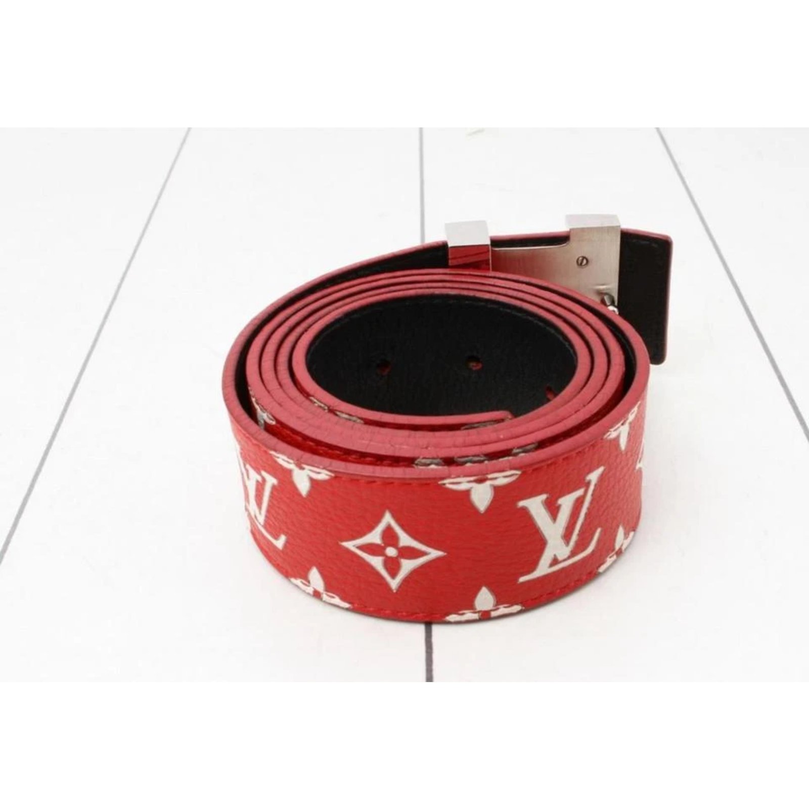 Louis Vuitton LV x Supreme 100/40 Monogram Red Initials Belt ref