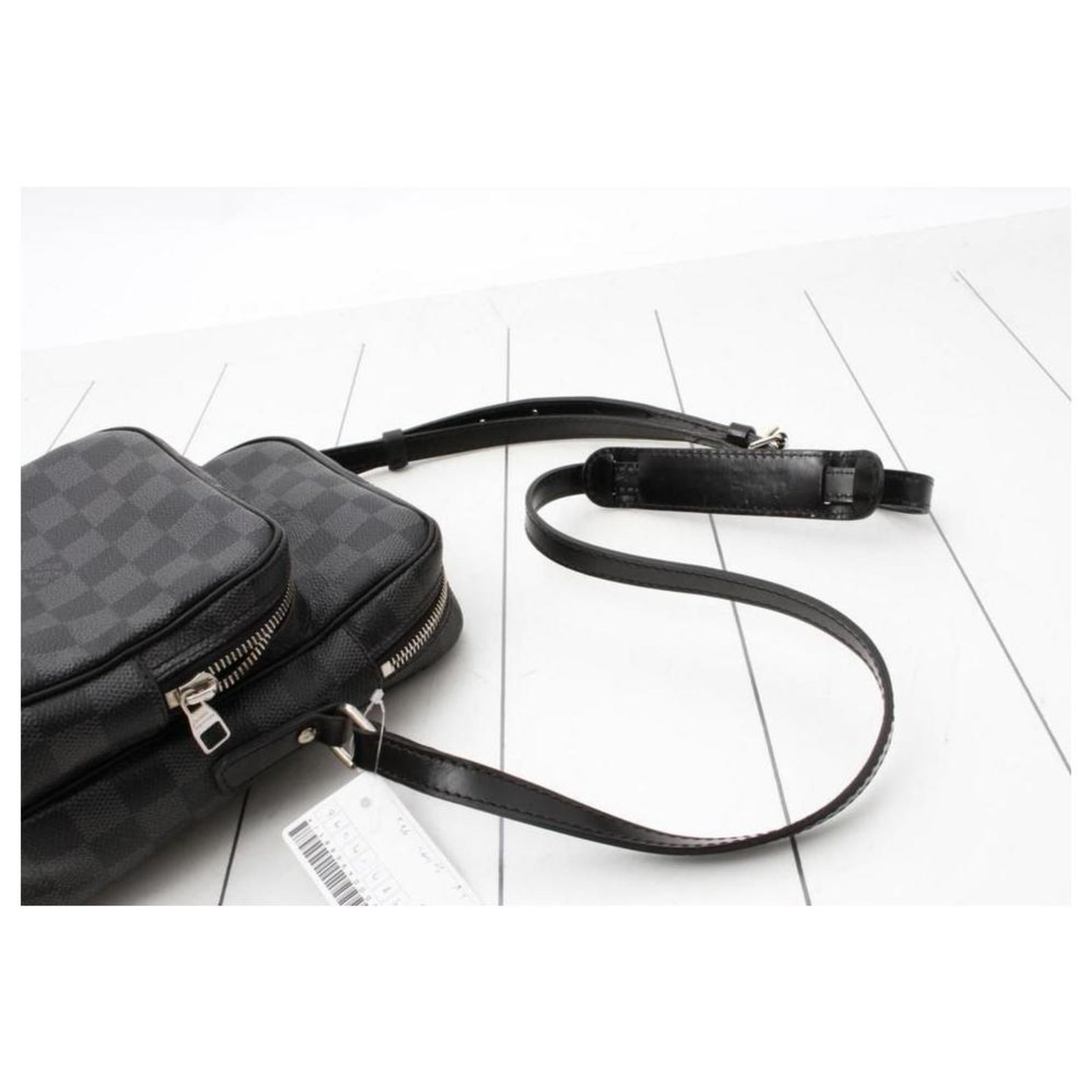 Louis Vuitton Damier Graphite Rem Crossbody Bag - Handbags & Purses -  Costume & Dressing Accessories