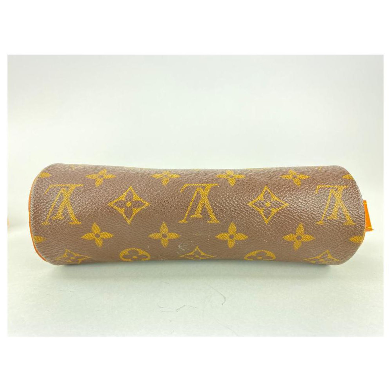 Louis Vuitton Monogram Round Golf Ball Etui Case 19LVL1125