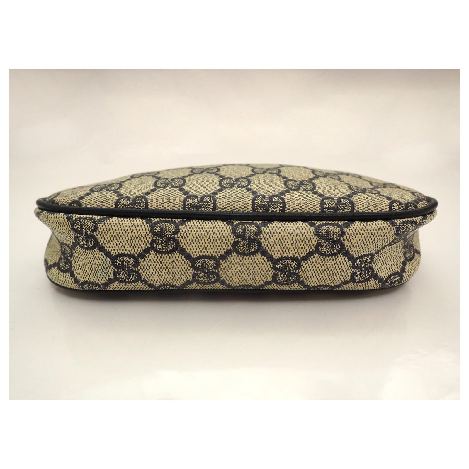 Vintage 70's Gucci Monogram GG Blue Coated Canvas Cosmetic Pouch Grey Navy  blue Light blue Cloth ref.295066 - Joli Closet