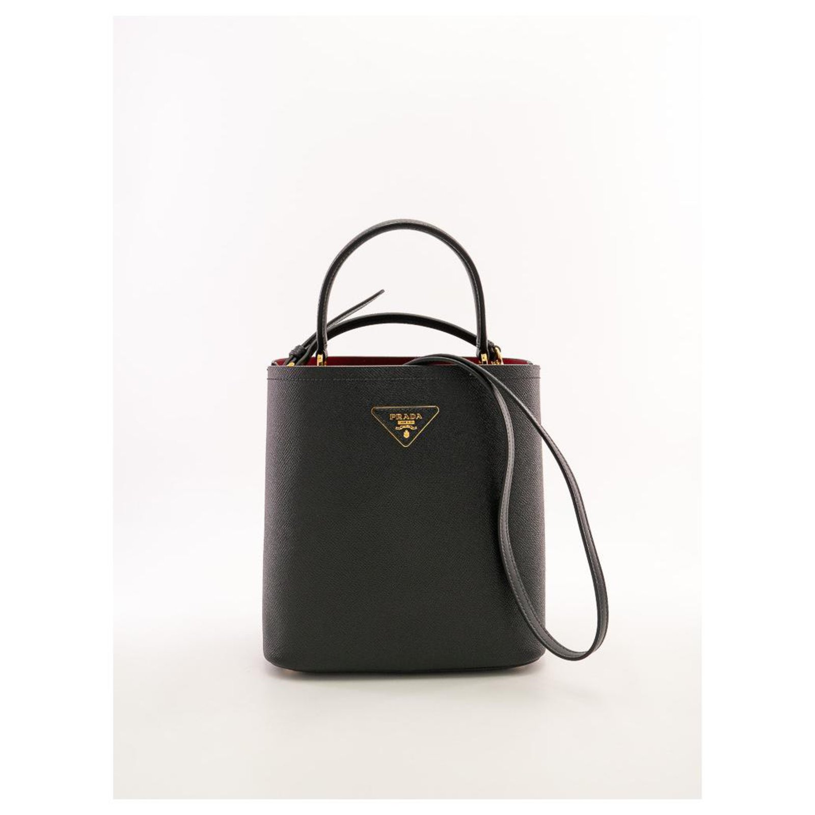 Saffiano Prada panier Black Leather ref.266884 - Joli Closet