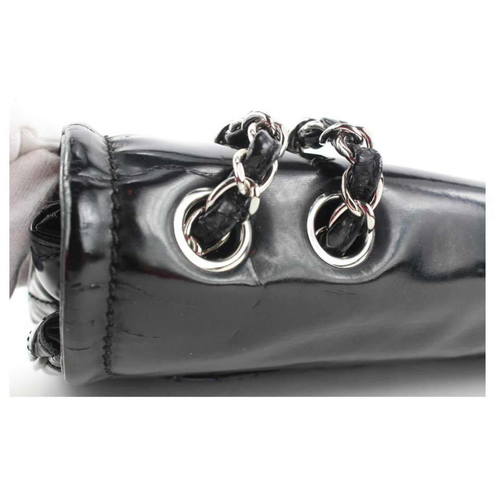 Black x SIlver Patent CC Logo Chain Flap Chain Bag