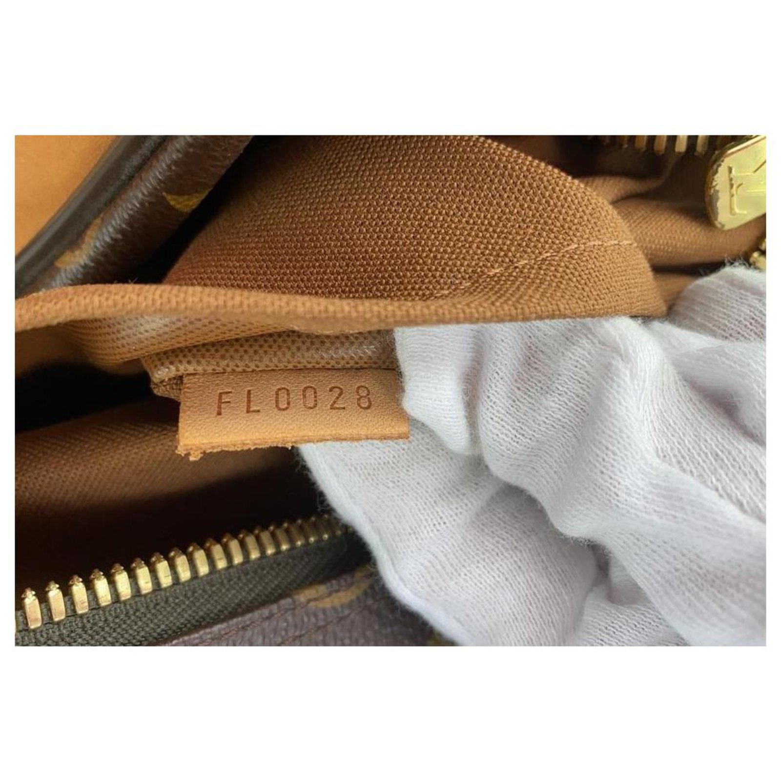 Louis Vuitton Monogram Eole 50 Rolling Luggage Convertible Duffle 857379