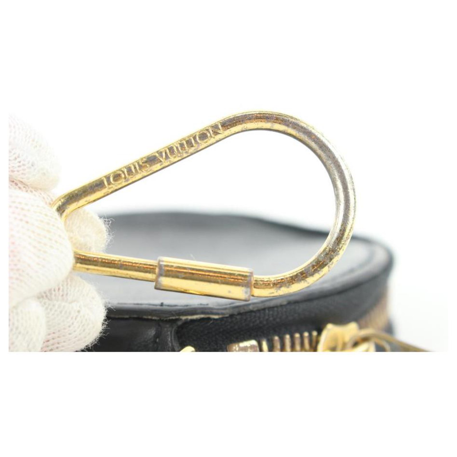 Louis Vuitton Brown x Black Micro Boite Chapeau Chain Pouch Bag Charm  Leather ref.297841 - Joli Closet