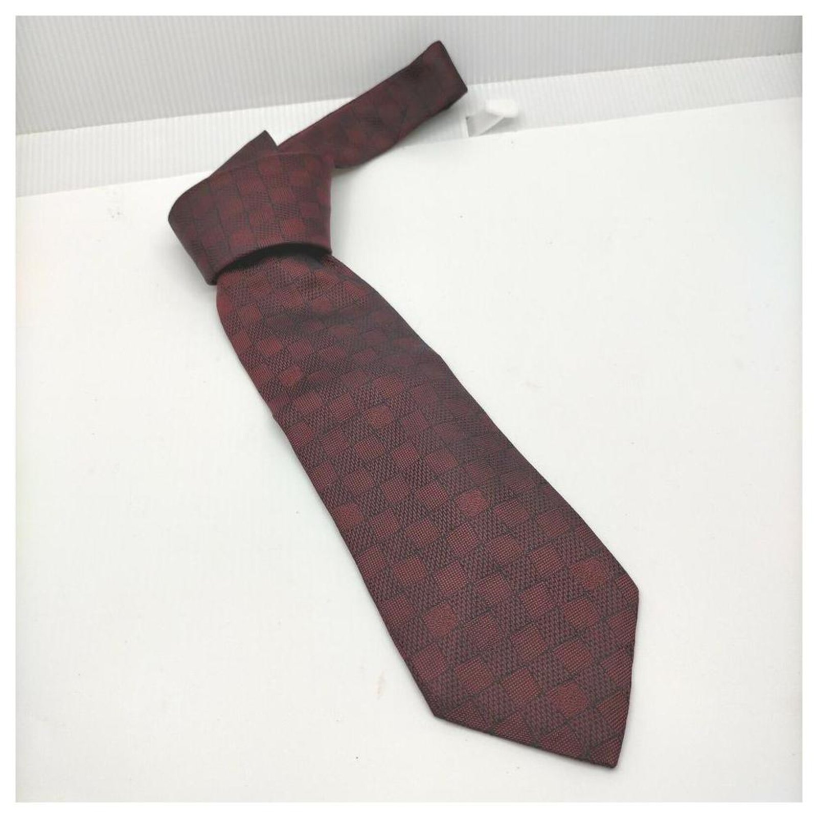 Louis Vuitton Bordeaux Burgundy Damier Silk Tie ref.298195 - Joli Closet